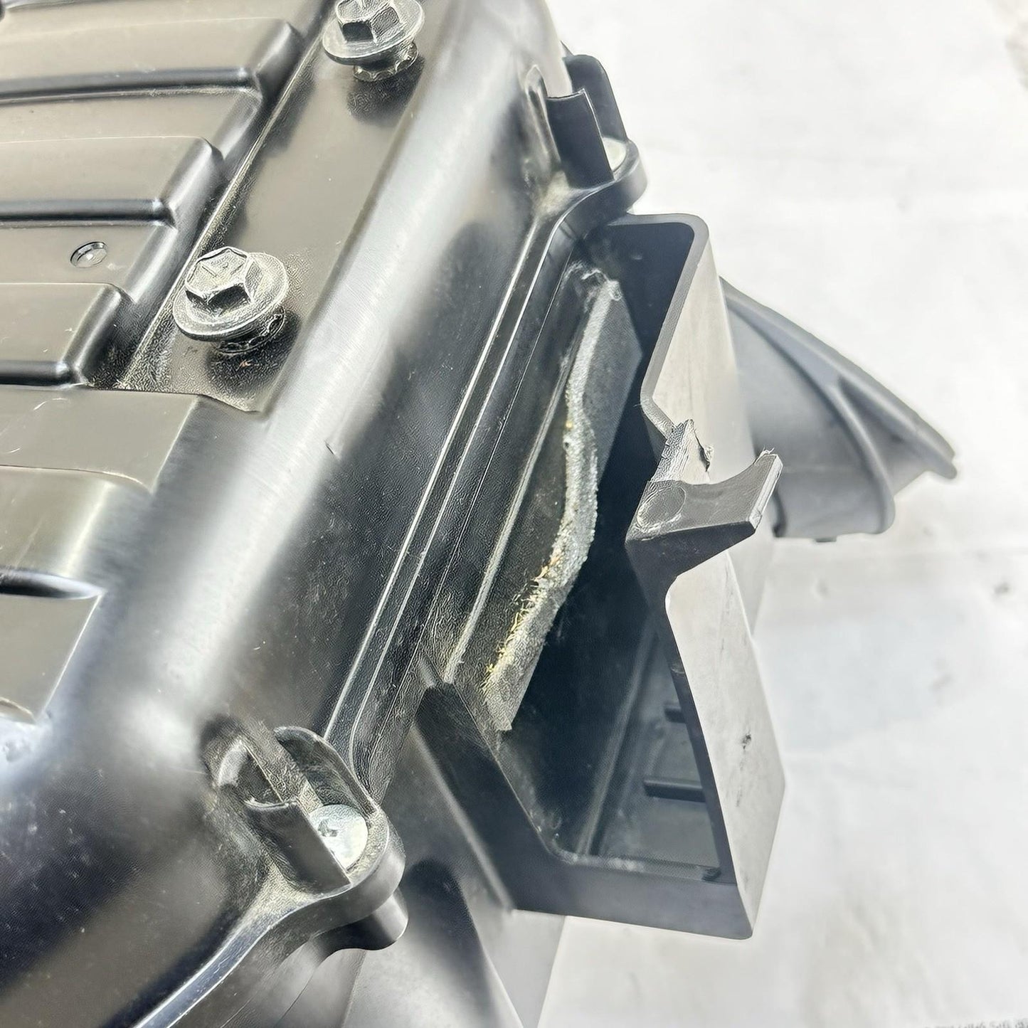 2011 - 2022 SUZUKI GSXR 600 GSXR 750 AIRBOX INTAKE CLEANER AIR FILTER HOUSING