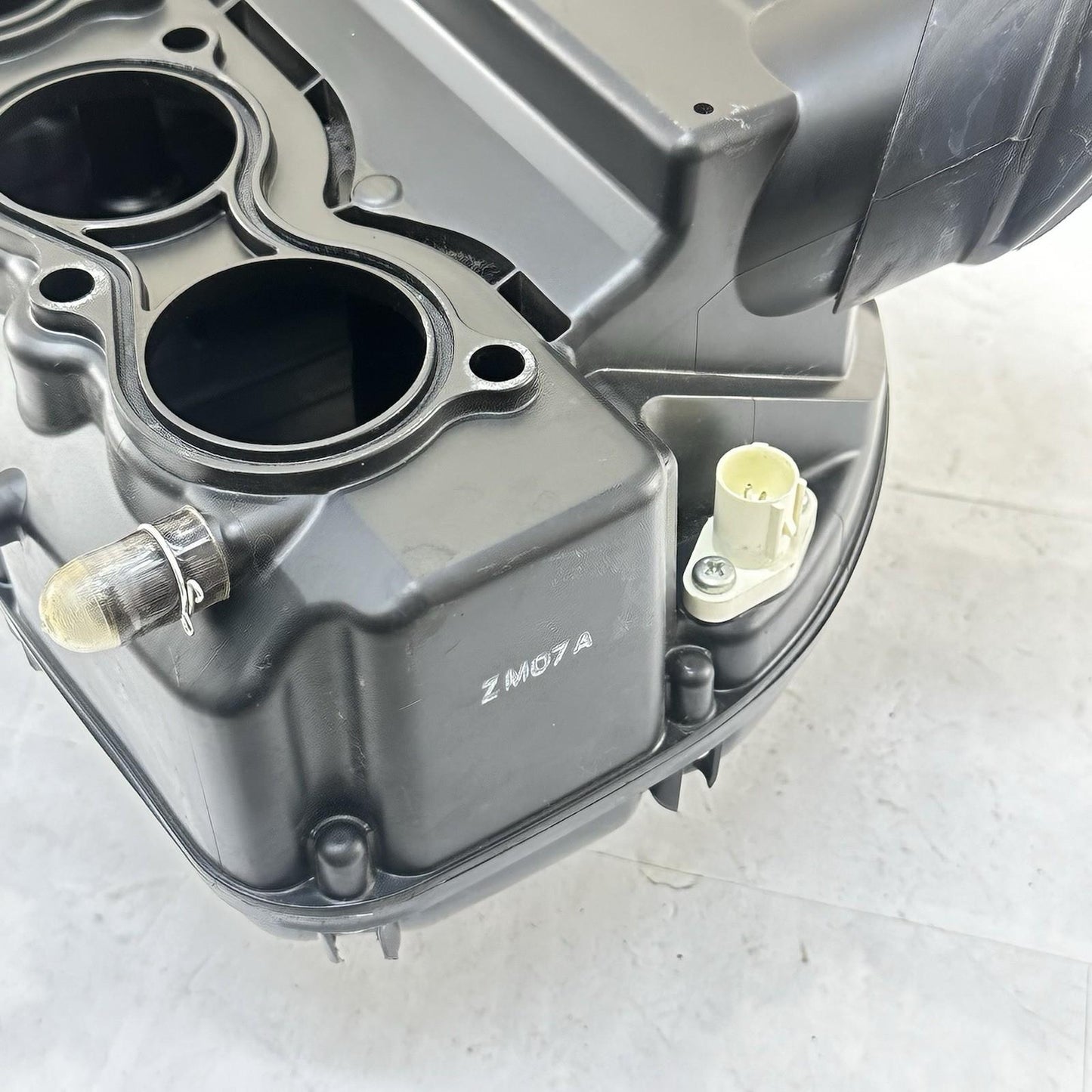 2011 - 2022 SUZUKI GSXR 600 GSXR 750 AIRBOX INTAKE CLEANER AIR FILTER HOUSING