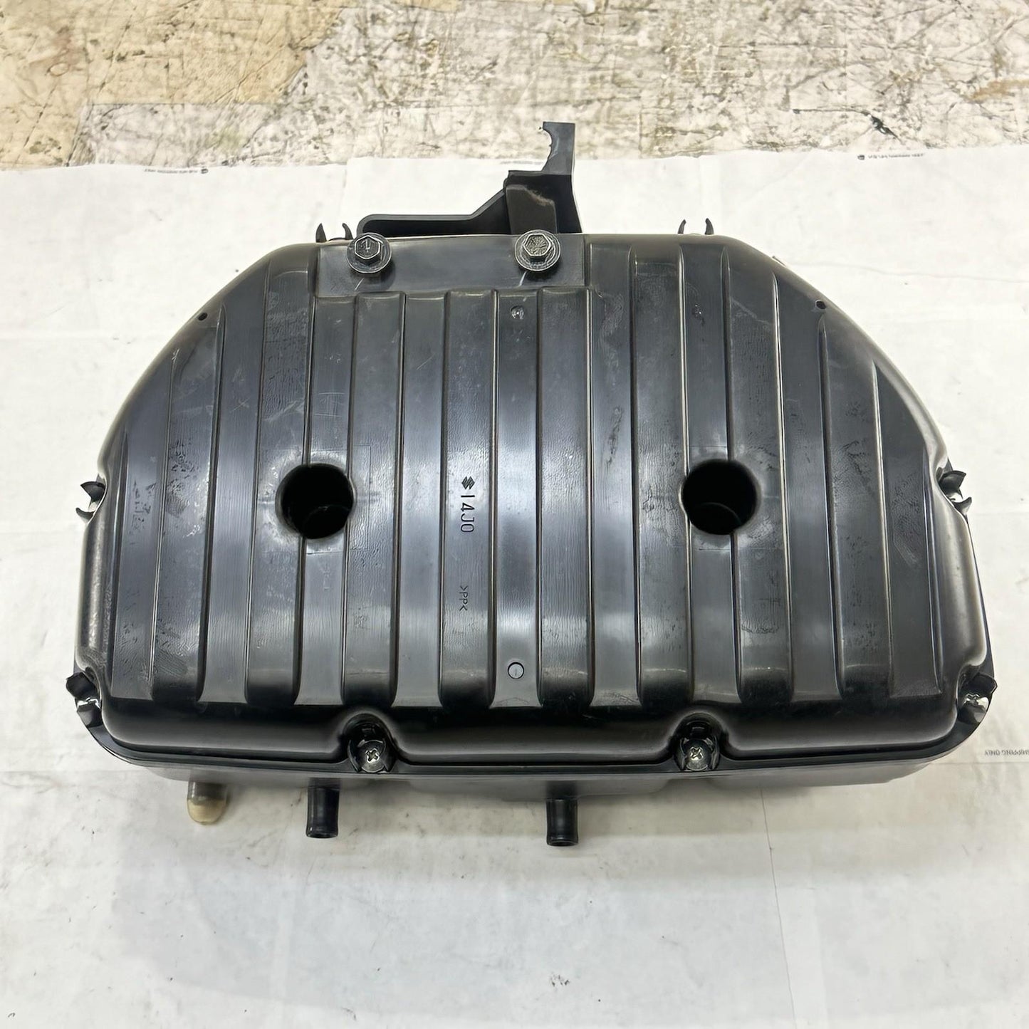 2011 - 2022 SUZUKI GSXR 600 GSXR 750 AIRBOX INTAKE CLEANER AIR FILTER HOUSING