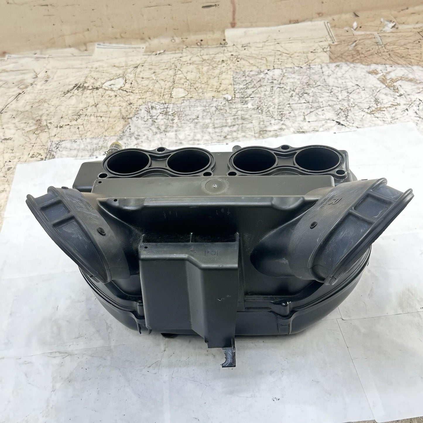 2011 - 2022 SUZUKI GSXR 600 GSXR 750 AIRBOX INTAKE CLEANER AIR FILTER HOUSING