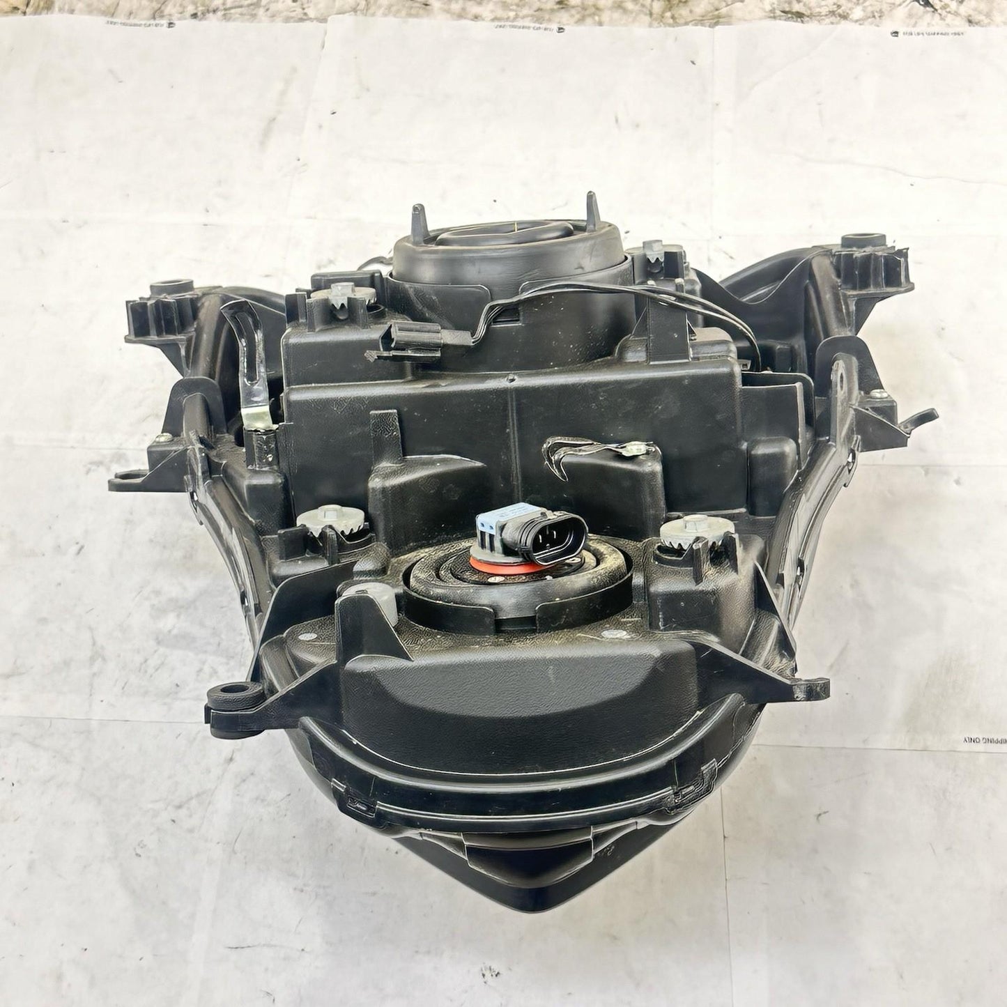 2011 - 2022 SUZUKI GSXR 600 GSXR 750 HEADLIGHT FRONT LAMP LIGHT STOCK OEM