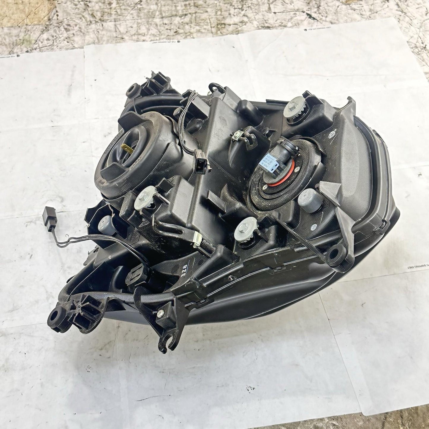 2011 - 2022 SUZUKI GSXR 600 GSXR 750 HEADLIGHT FRONT LAMP LIGHT STOCK OEM