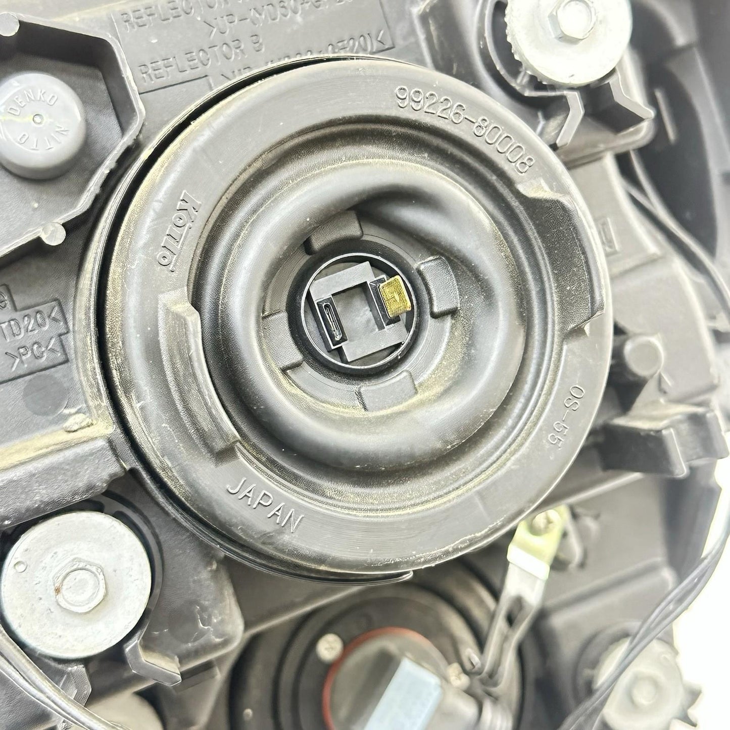 2011 - 2022 SUZUKI GSXR 600 GSXR 750 HEADLIGHT FRONT LAMP LIGHT STOCK OEM