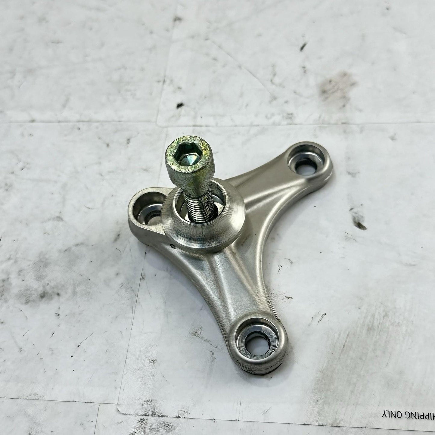 2016 - 2019 DUCATI 959 PANIGALE DOG BONE REAR SHOCK LINKAGE BACK SUSPENSION OEM