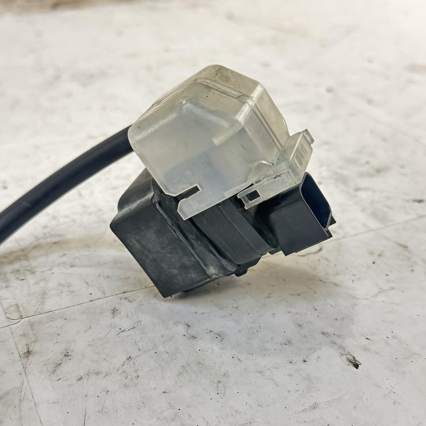 2016 - 2019 DUCATI 959 PANIGALE STARTER RELAY SWITCH FUSE ENGINE MOTOR STOCK OEM