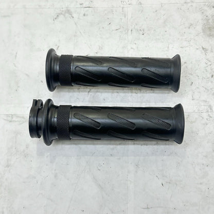 2016 - 2019 DUCATI 959 PANIGALE HANDLE BAR GRIPS LEFT RIGHT SET BLACK STOCK OEM