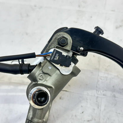 2016 - 2019 DUCATI 959 PANIGALE CLUTCH MASTER CYLINDER RESERVOIR LEFT LEVER