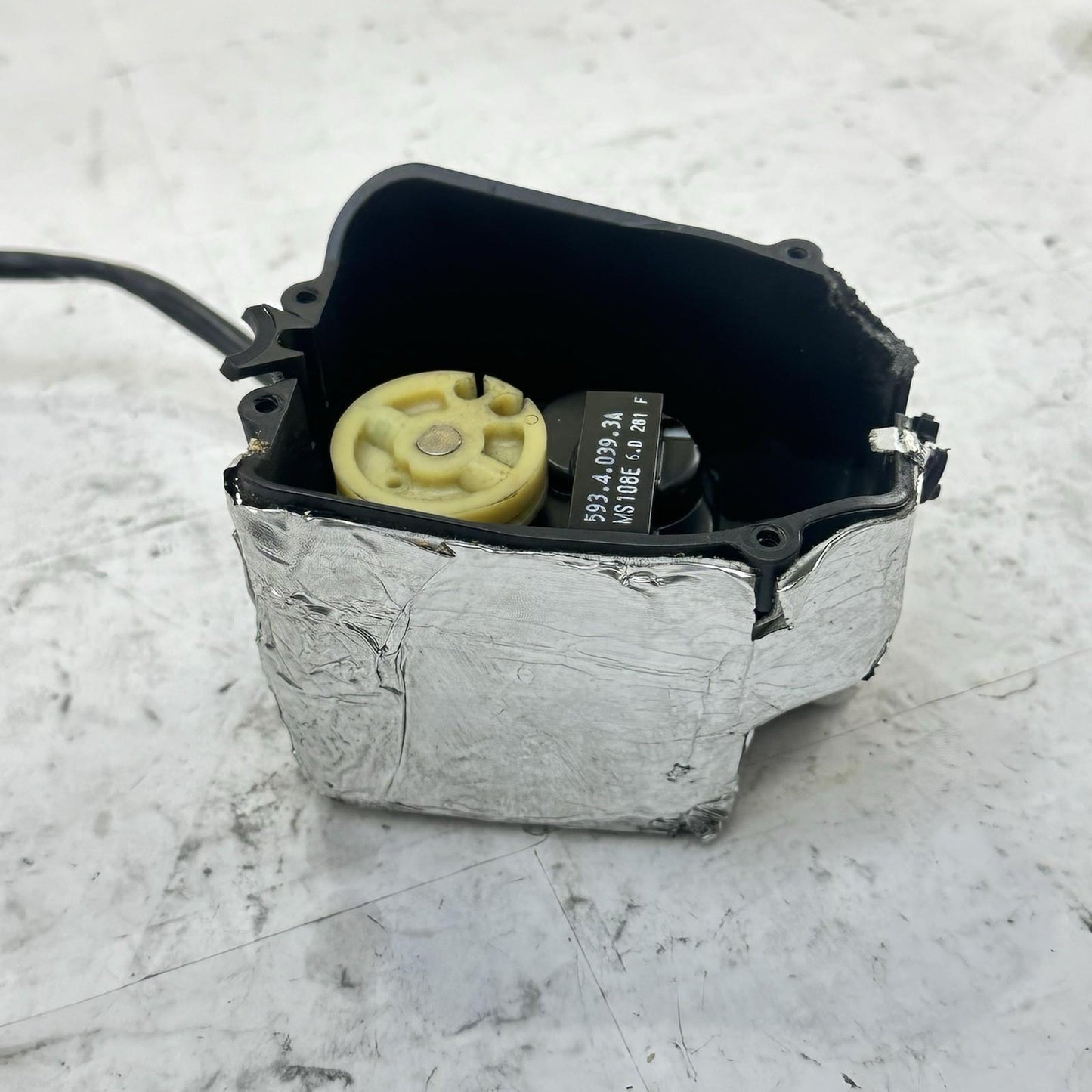 2016 - 2019 DUCATI 959 PANIGALE EXHAUST VALVE SERVO MOTOR SWITCH CABLE BOX SET