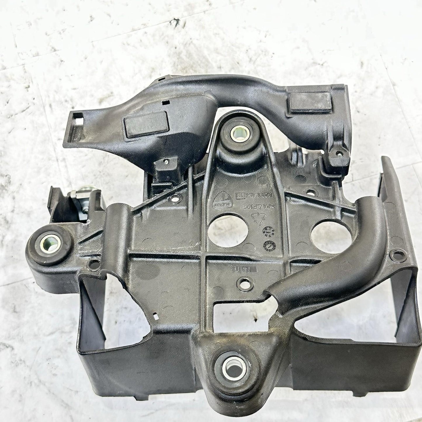 2016 - 2019 DUCATI 959 PANIGALE BATTERY TRAY HOLDER BRACKET MOUNT BOLTS SET OEM