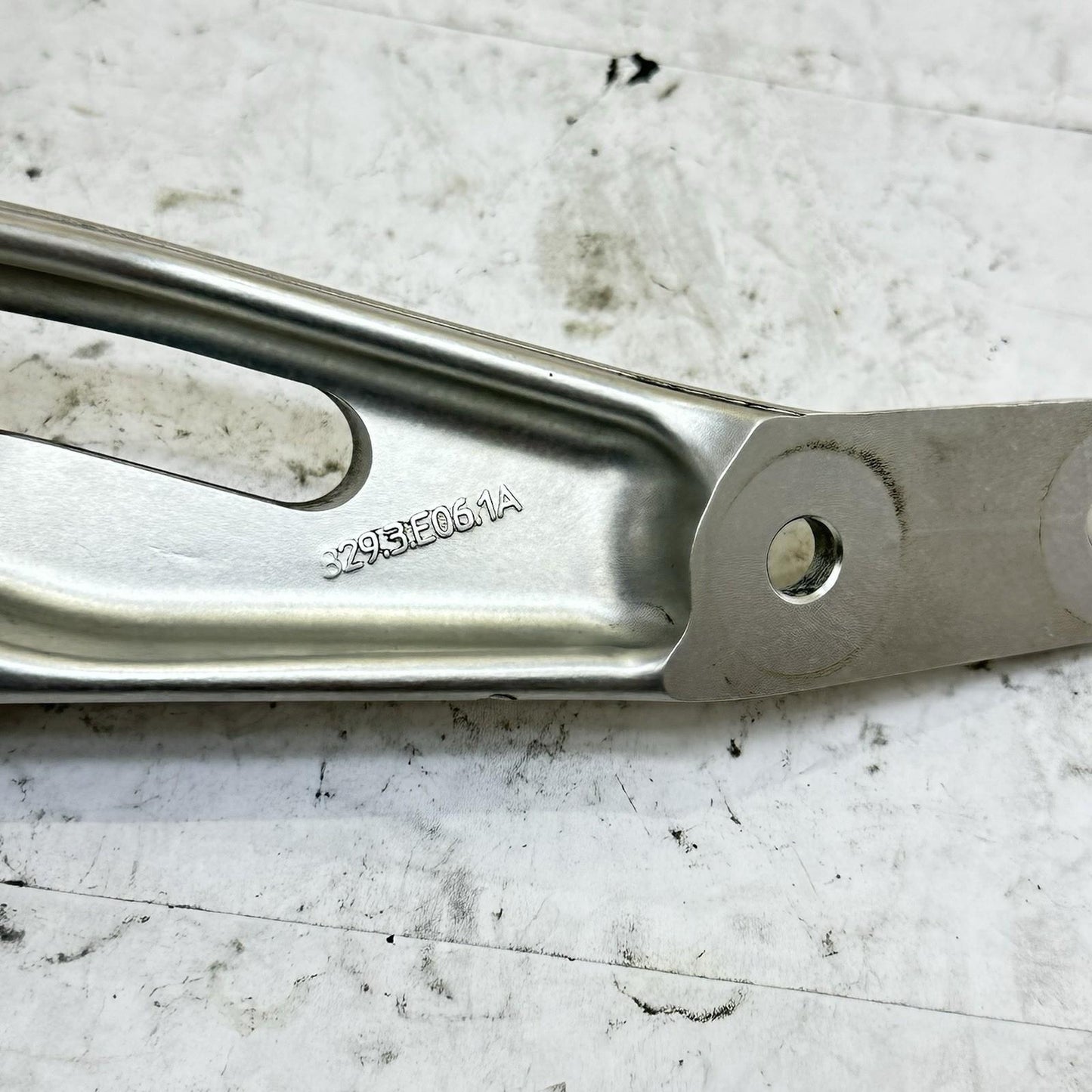 2016 - 2019 DUCATI 959 PANIGALE FOOT REST LEG PEG BRACKET FRONT LEFT RIGHT SET