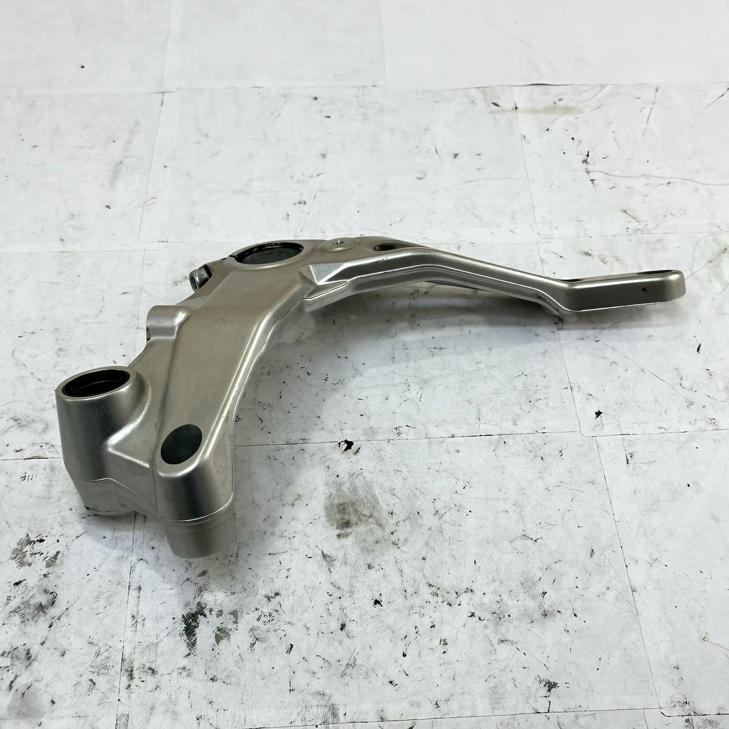 2016 - 2019 DUCATI 959 PANIGALE FOOT REST LEG PEG BRACKET FRONT LEFT RIGHT SET