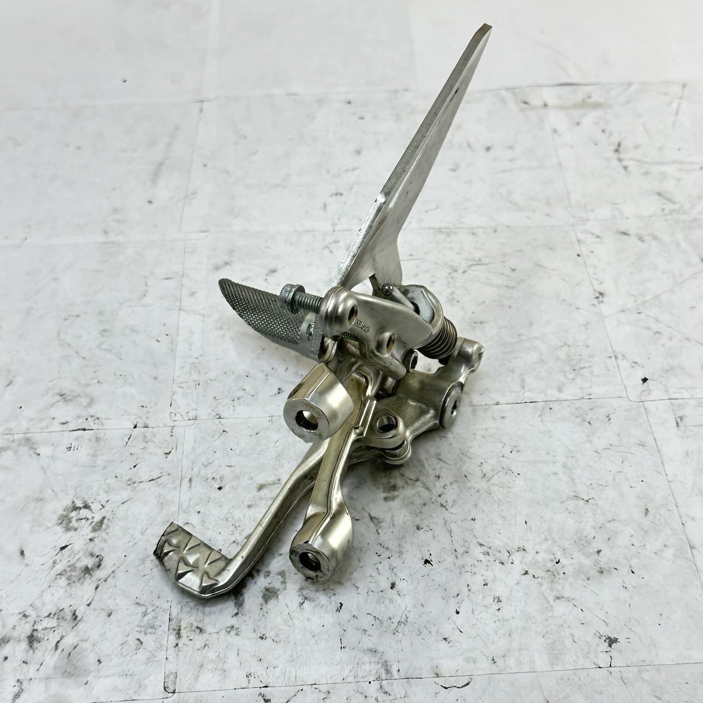 2016 - 2019 DUCATI 959 PANIGALE REARSET BRAKE SHIFTER DRIVER FOOT PEDAL *DAMAGE*