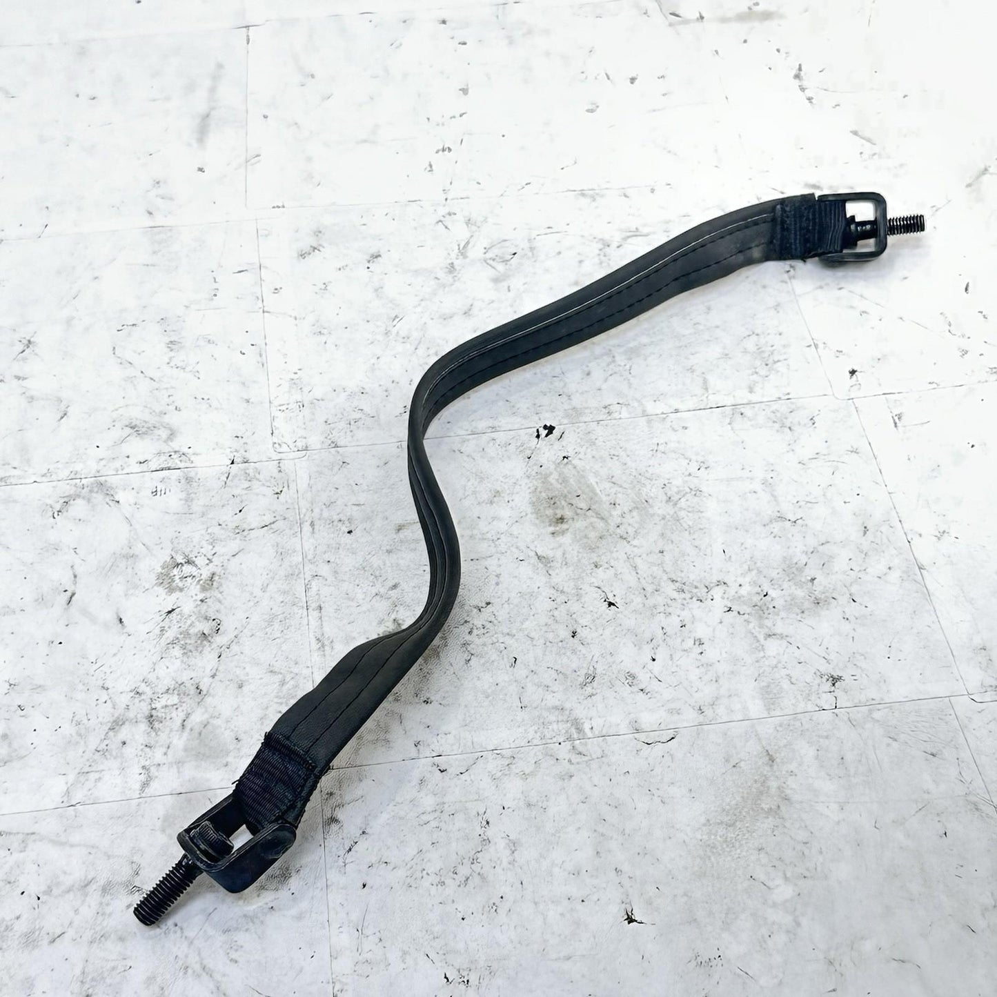 2016 - 2019 DUCATI 959 PANIGALE SEAT STRAP HANDLE PILLION BOLTS HARDWARE STOCK