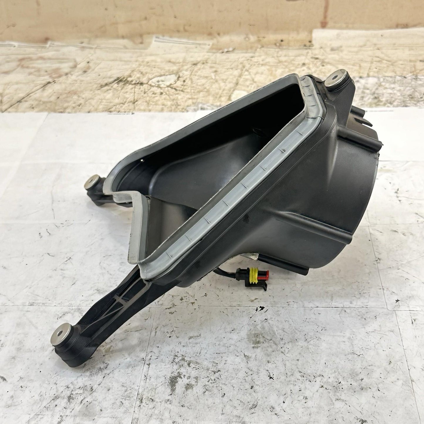 2016 - 2019 DUCATI 959 PANIGALE RADIATOR FAN ENGINE COOLING MOTOR COOLER STOCK