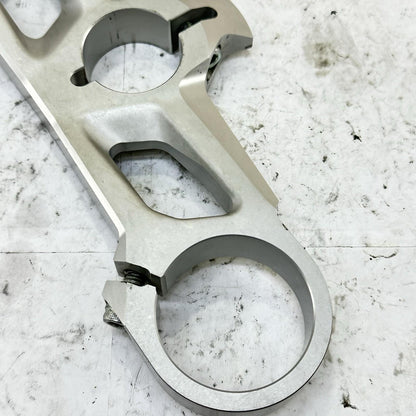 2016 - 2019 DUCATI 959 PANIGALE UPPER TRIPLE TREE FRONT FORK CLAMP SILVER STOCK