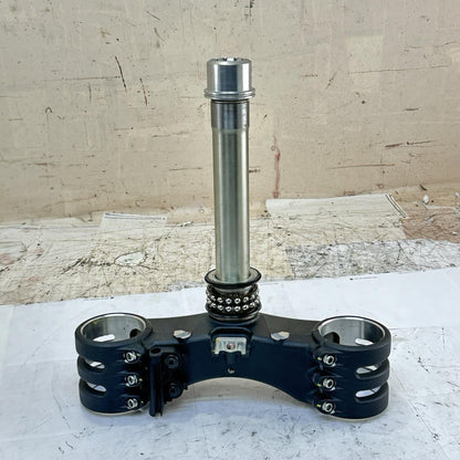 2016 - 2019 DUCATI 959 PANIGALE LOWER TRIPLE TREE STEERING STEM BEARING *DAMAGE*