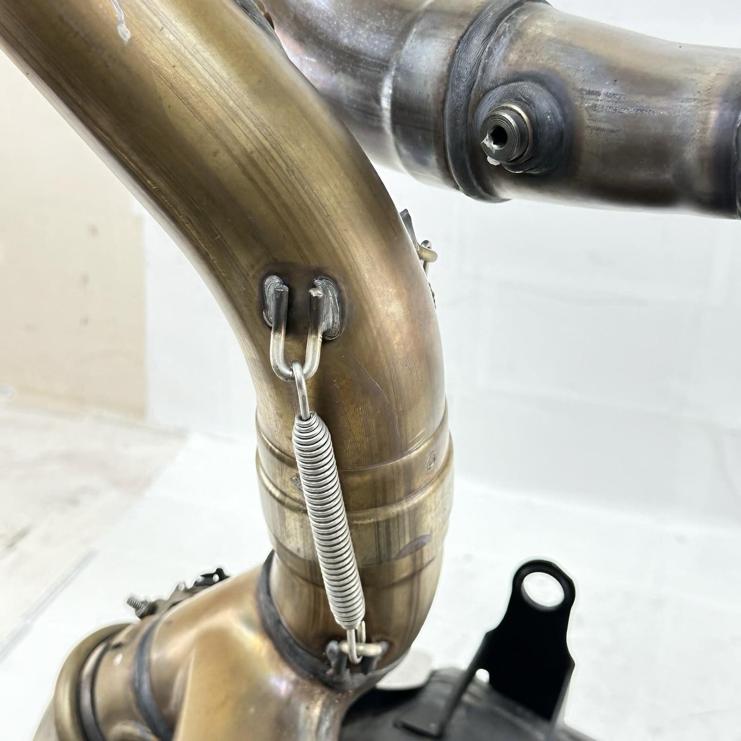 2016 - 2019 DUCATI 959 PANIGALE EXHAUST MUFFLER HEADER PIPES MANIFOLD *SCUFFED*