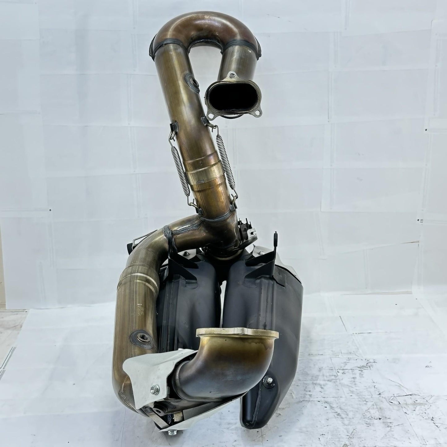 2016 - 2019 DUCATI 959 PANIGALE EXHAUST MUFFLER HEADER PIPES MANIFOLD *SCUFFED*