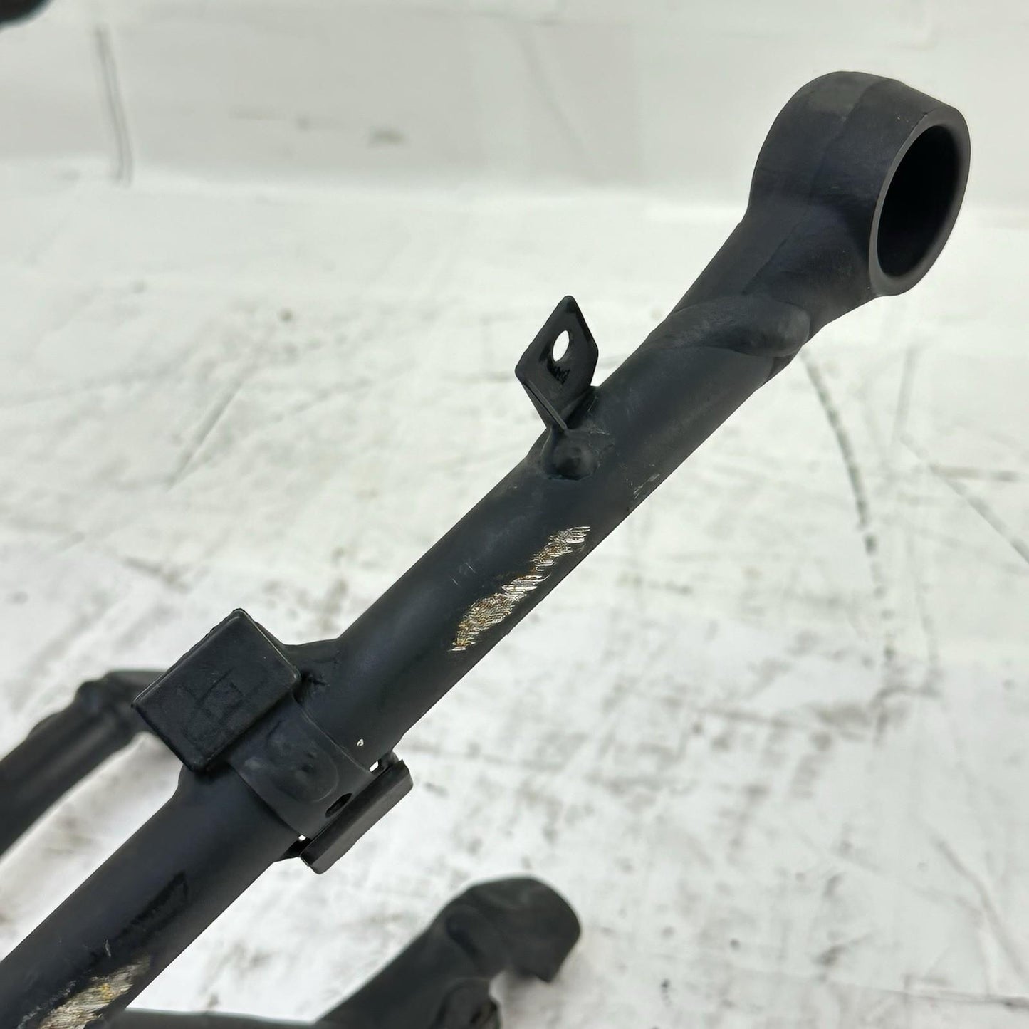 2016 - 2019 DUCATI 959 PANIGALE SUBFRAME REAR CHASSIS UNDERTAIL FRAME BLACK OEM