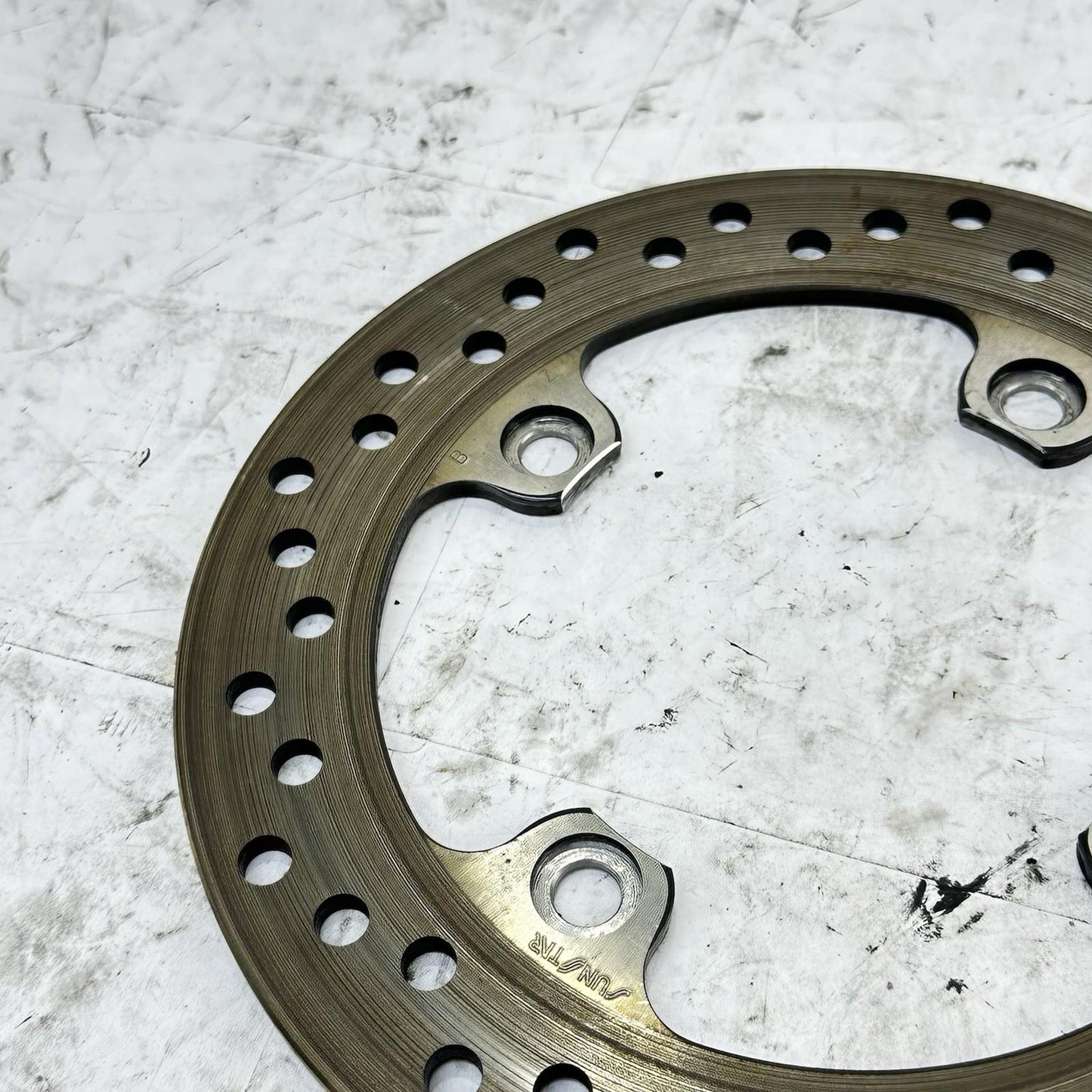 2013 - 2017 TRIUMPH DAYTONA 675 REAR ROTOR BACK BRAKE DISC WHEEL RIM BOLTS SET