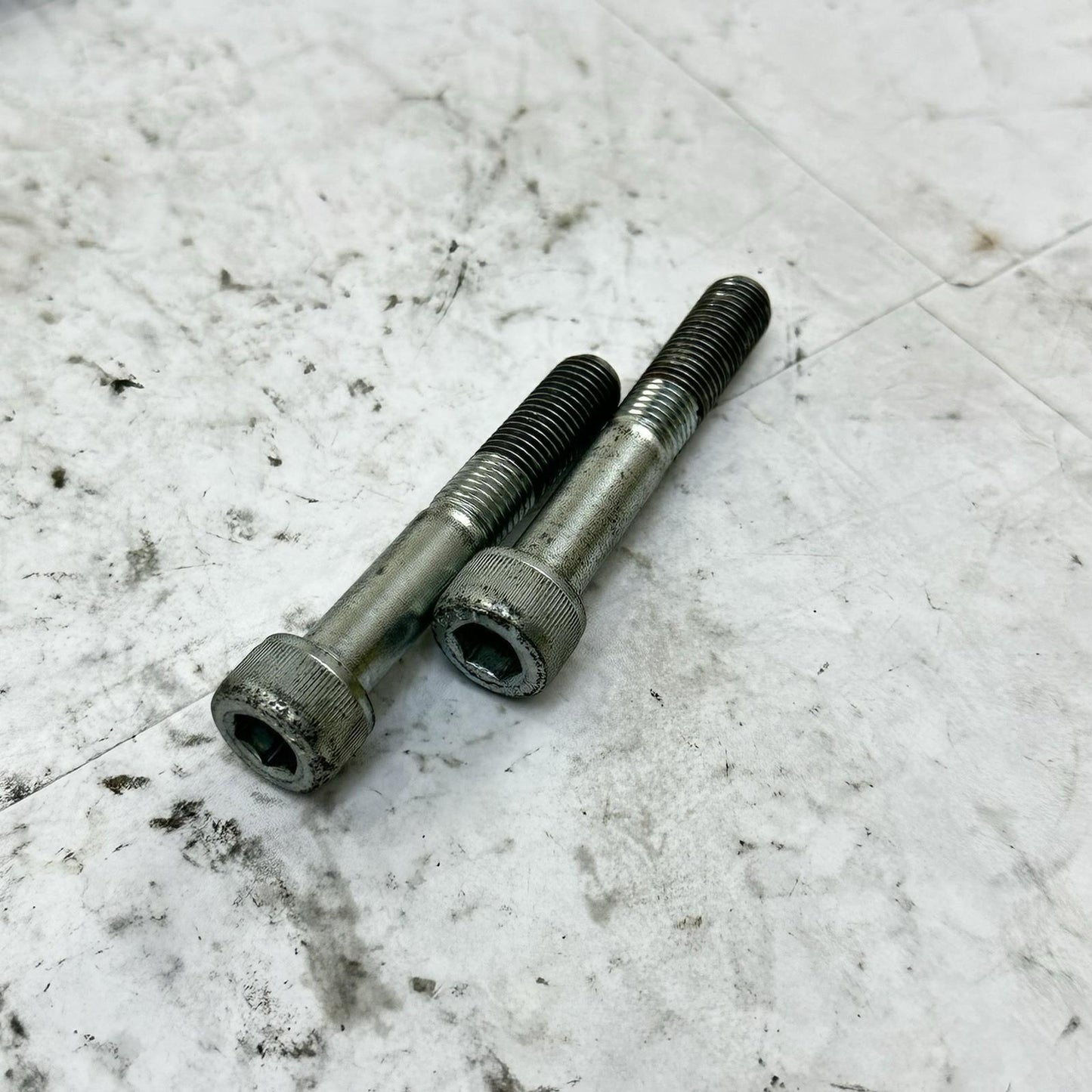 2013 - 2017 TRIUMPH DAYTONA 675 ENGINE BOLTS FRAME MOTOR GRASH GUARDS GB RACING