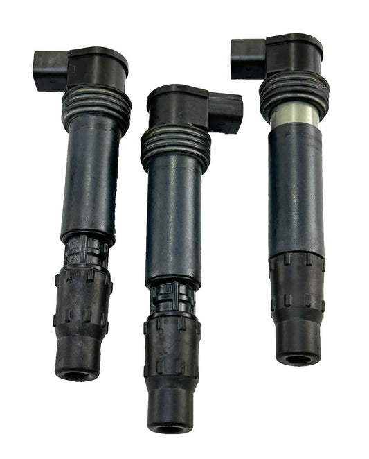 2013 - 2017 TRIUMPH DAYTONA 675 IGNITION COILS SPARK PLUG CAPS STICKS SET OEM