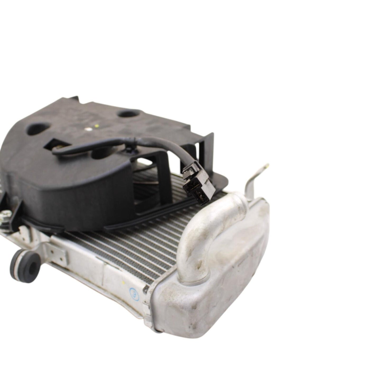 2018 - 2023 YAMAHA YZF R3 RADIATOR BLOWER FAN ENGINE COOLING CAP SHROUD SILVER