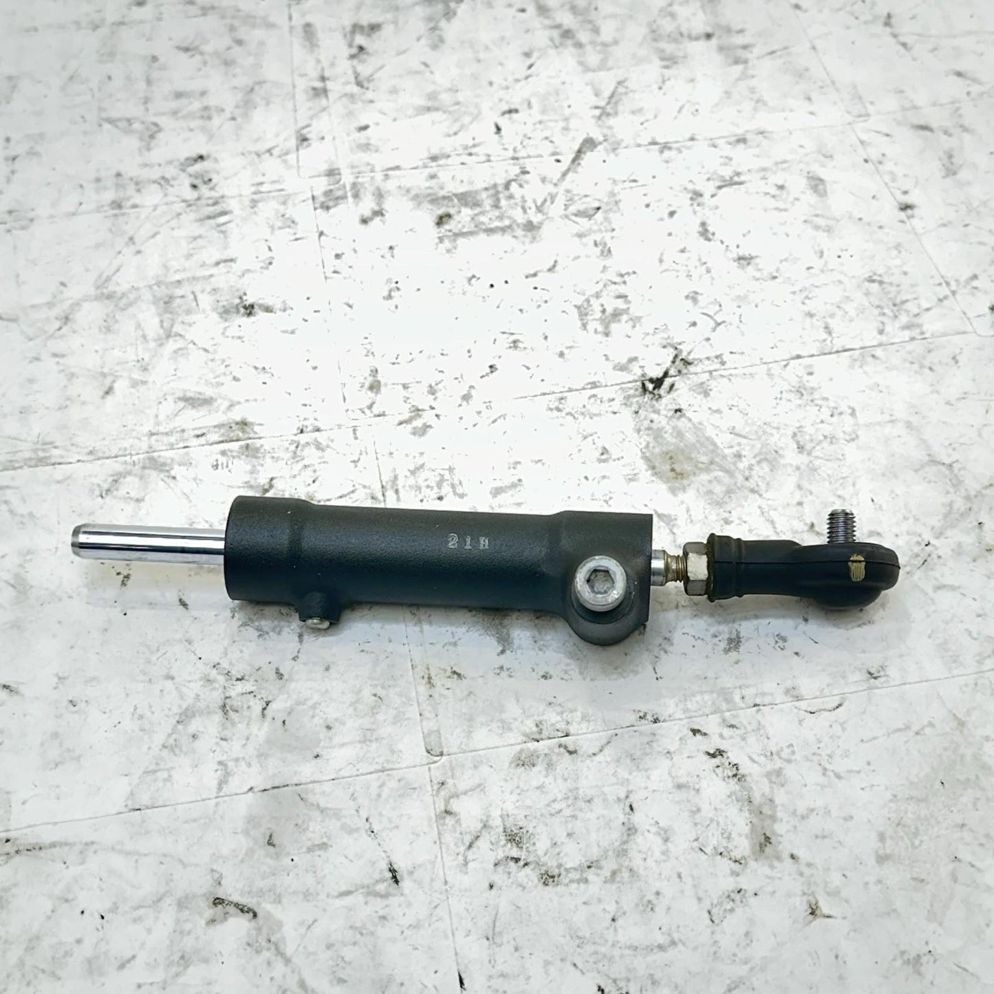 2013 - 2017 TRIUMPH DAYTONA 675 STEERING STABILIZER STEER DAMPER STOCK OEM