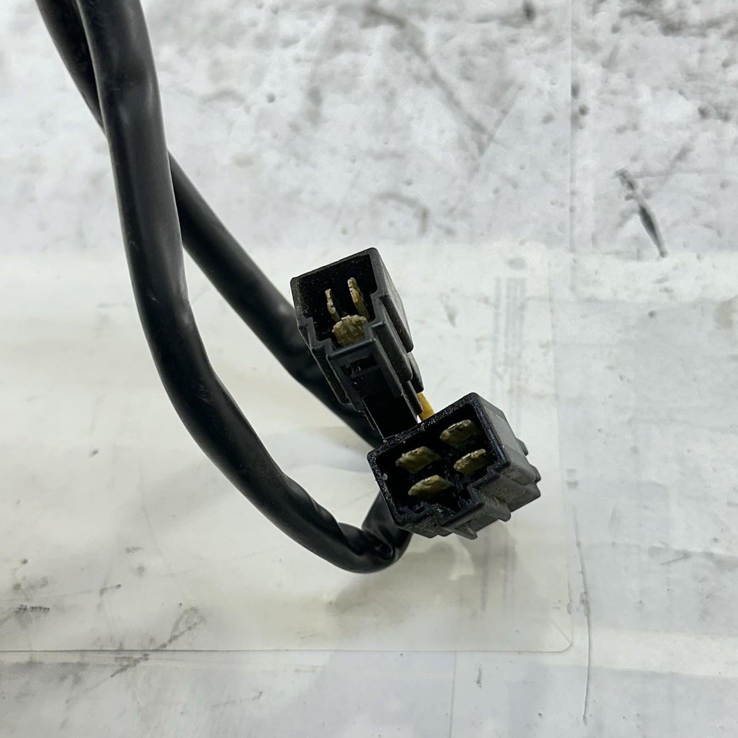 2013 - 2017 TRIUMPH DAYTONA 675 VOLTAGE REGULATOR RECTIFIER STOCK OEM