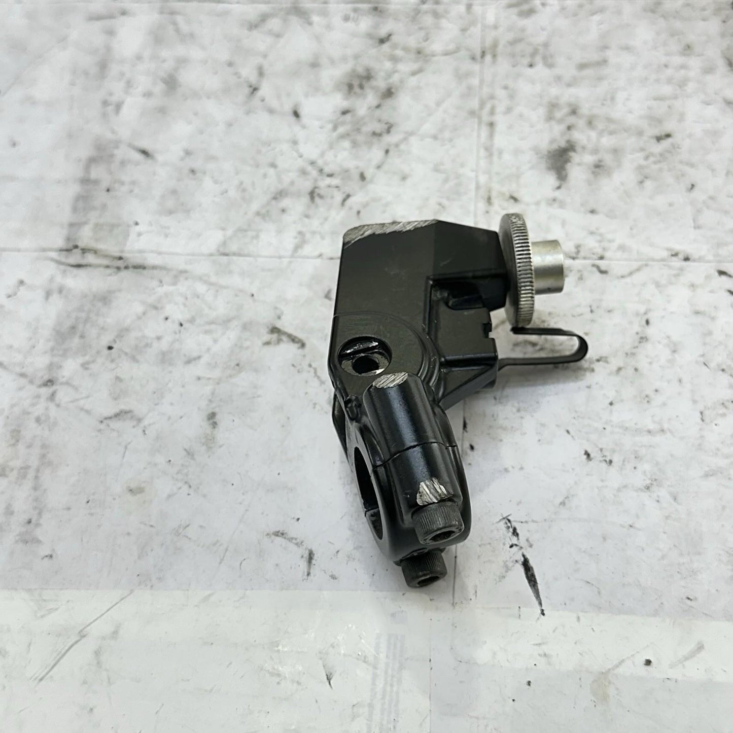 2013 - 2017 TRIUMPH DAYTONA 675 CLUTCH PERCH MOUNT DRIVER LEFT SIDE STOCK OEM