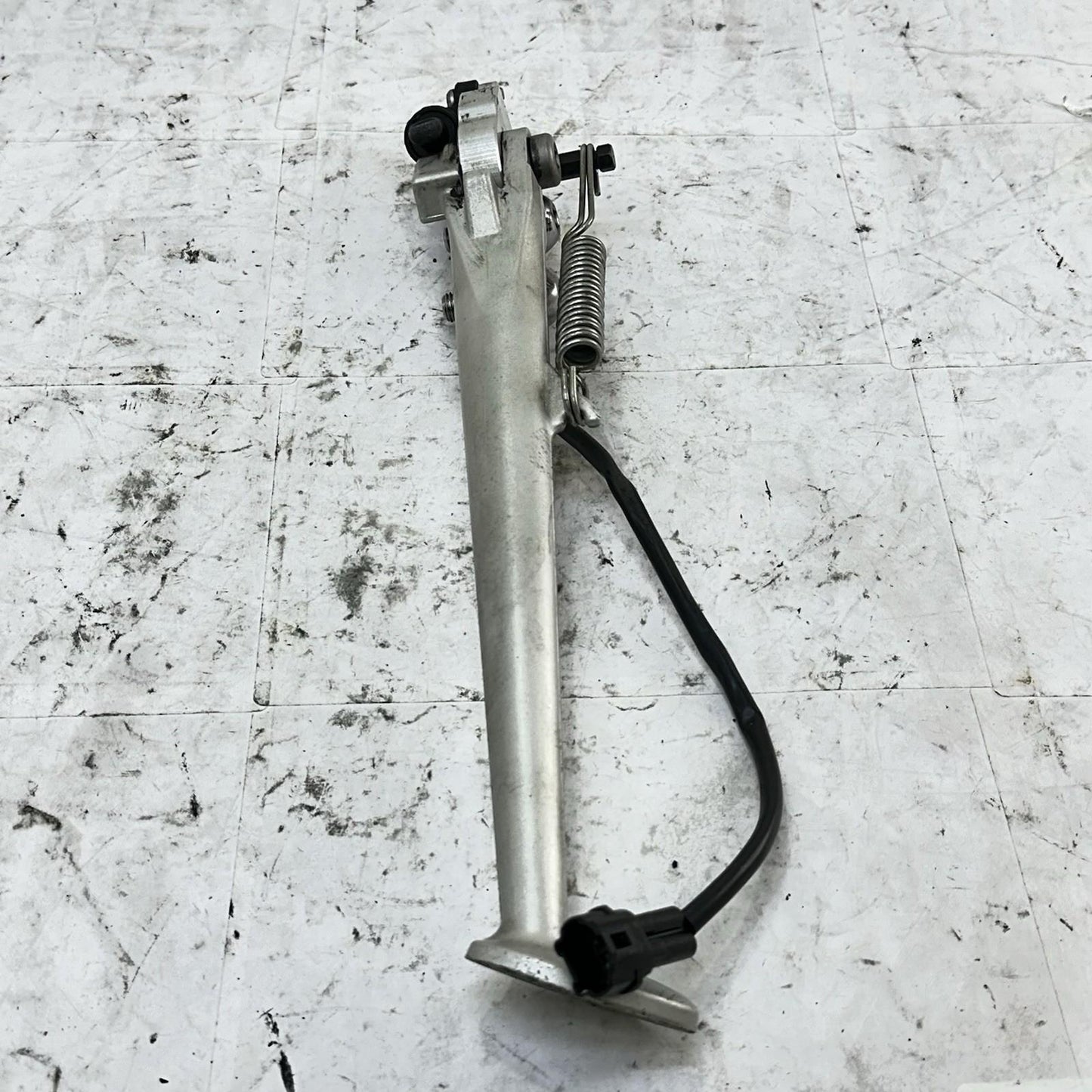 2013 - 2017 TRIUMPH DAYTONA 675 KICKSTAND SIDE LEG PROP SENSOR SWITCH STOCK OEM