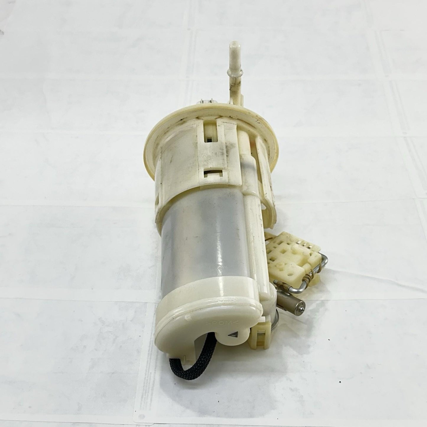 2013 - 2017 TRIUMPH DAYTONA 675 FUEL PUMP GAS PETROL SENDING UNIT STOCK OEM