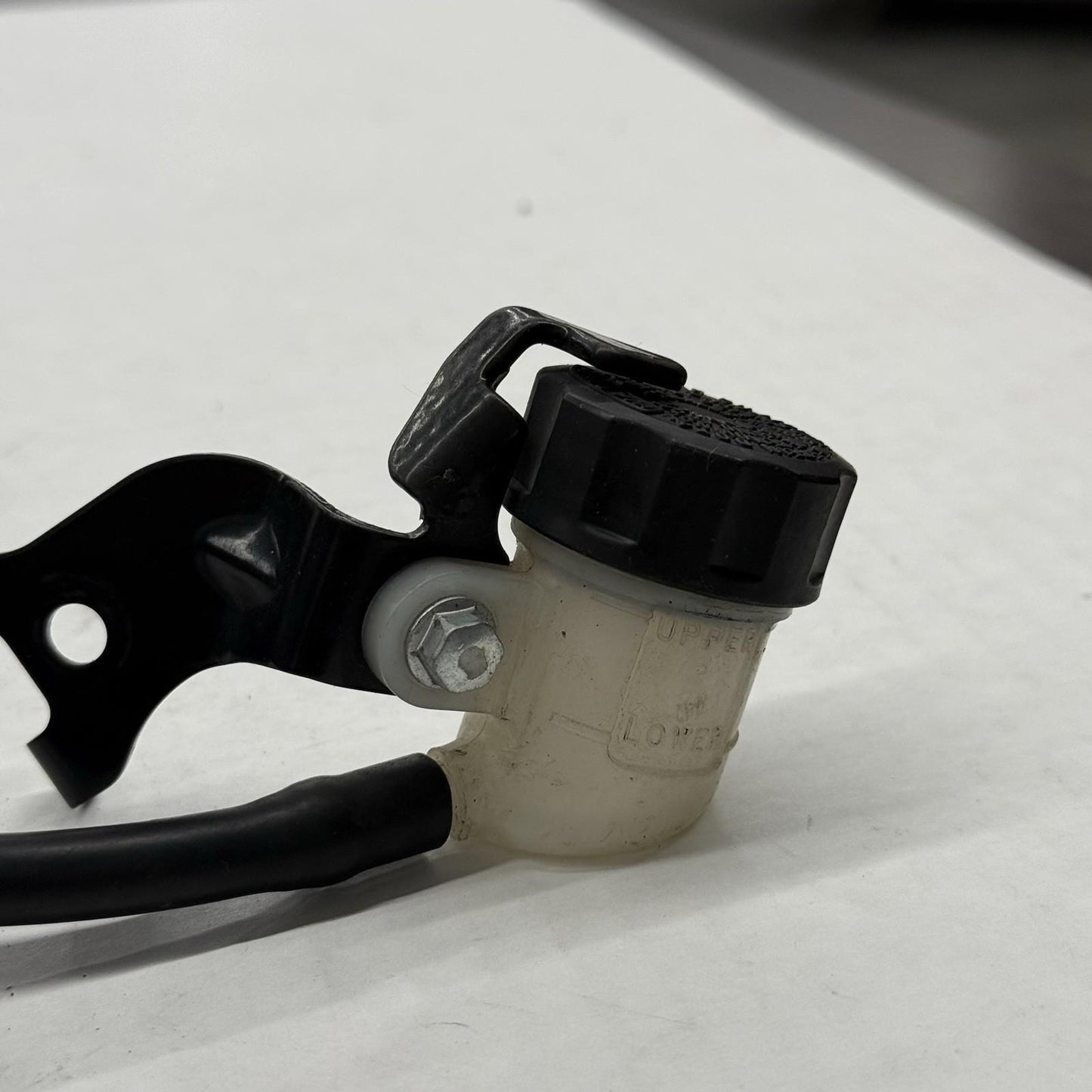 2017 - 2024 SUZUKI GSXR1000 R REAR BACK BRAKE MASTER CYLINDER W RESERVOIR STOCK