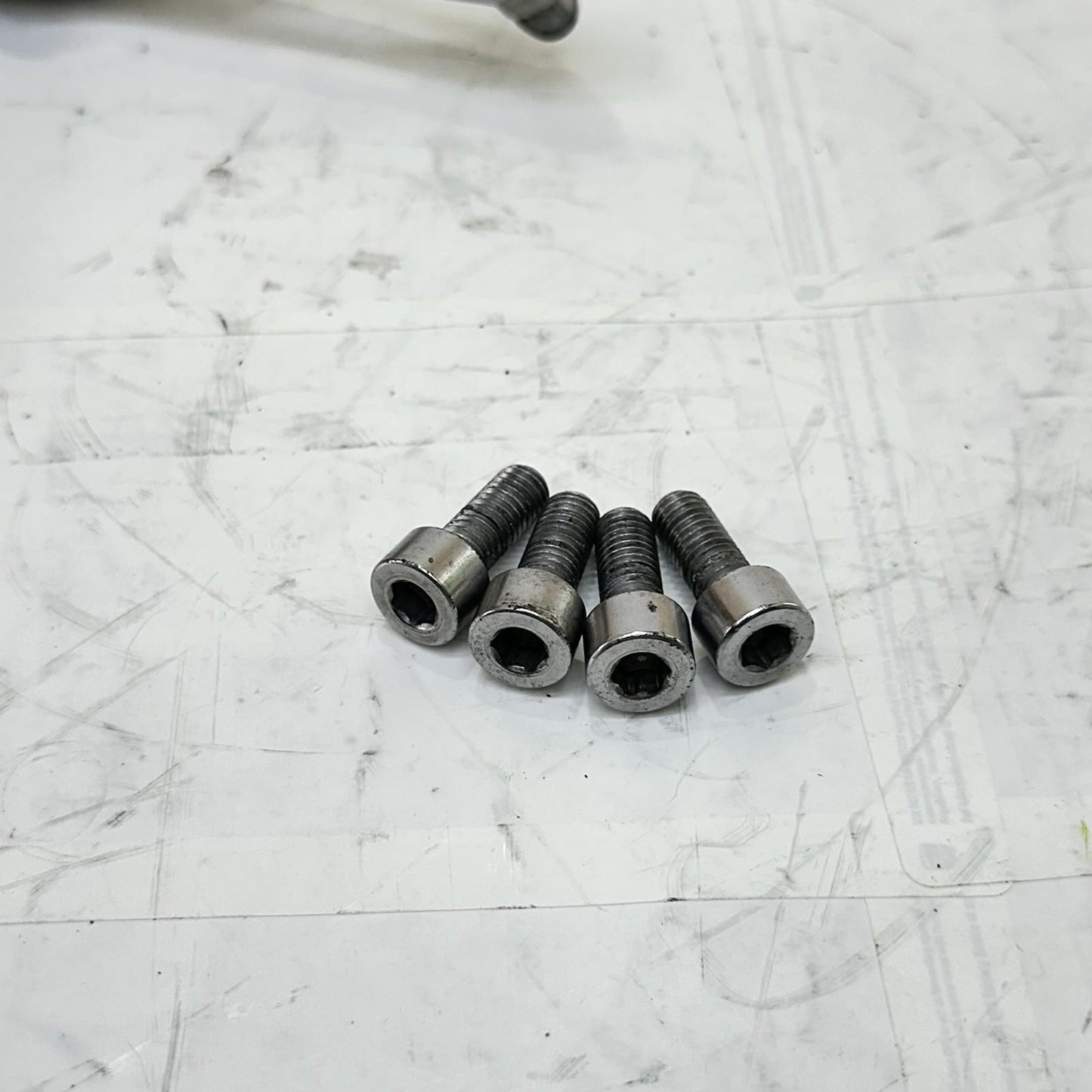 2013 - 2017 TRIUMPH DAYTONA 675 LEFT SIDE REAR SET FOOT REST PEG BOLTS