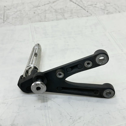 2013 - 2017 TRIUMPH DAYTONA 675 LEFT SIDE REAR SET FOOT REST PEG BOLTS