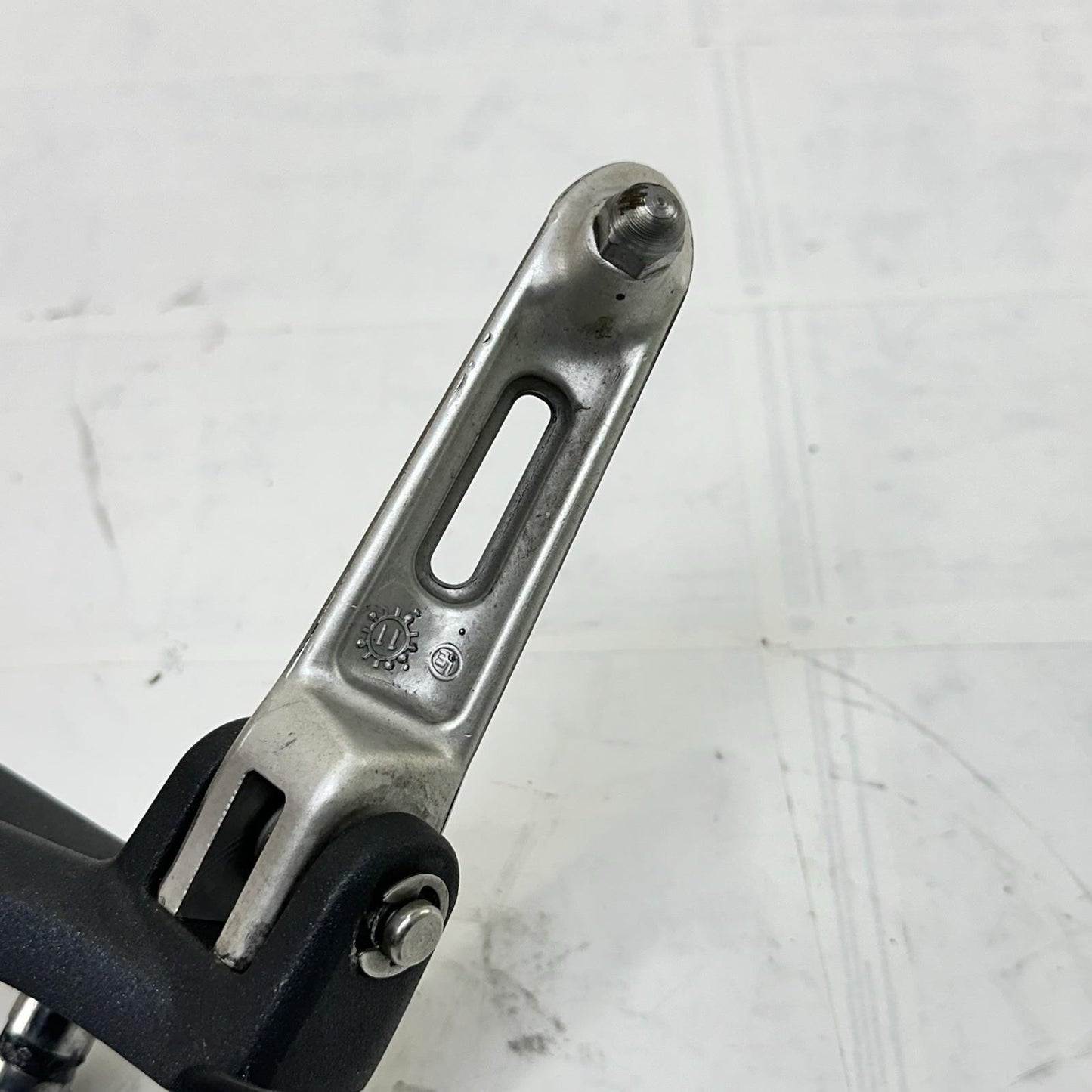 2013 - 2017 TRIUMPH DAYTONA 675 LEFT SIDE REAR SET FOOT REST PEG BOLTS