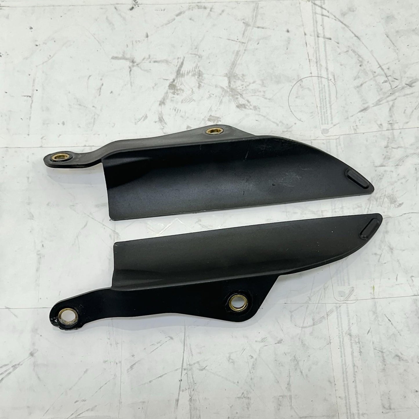 2013 - 2017 TRIUMPH DAYTONA 675 FRONT FORK GUARDS PROTECTORS FENDERS PLASTIC SET