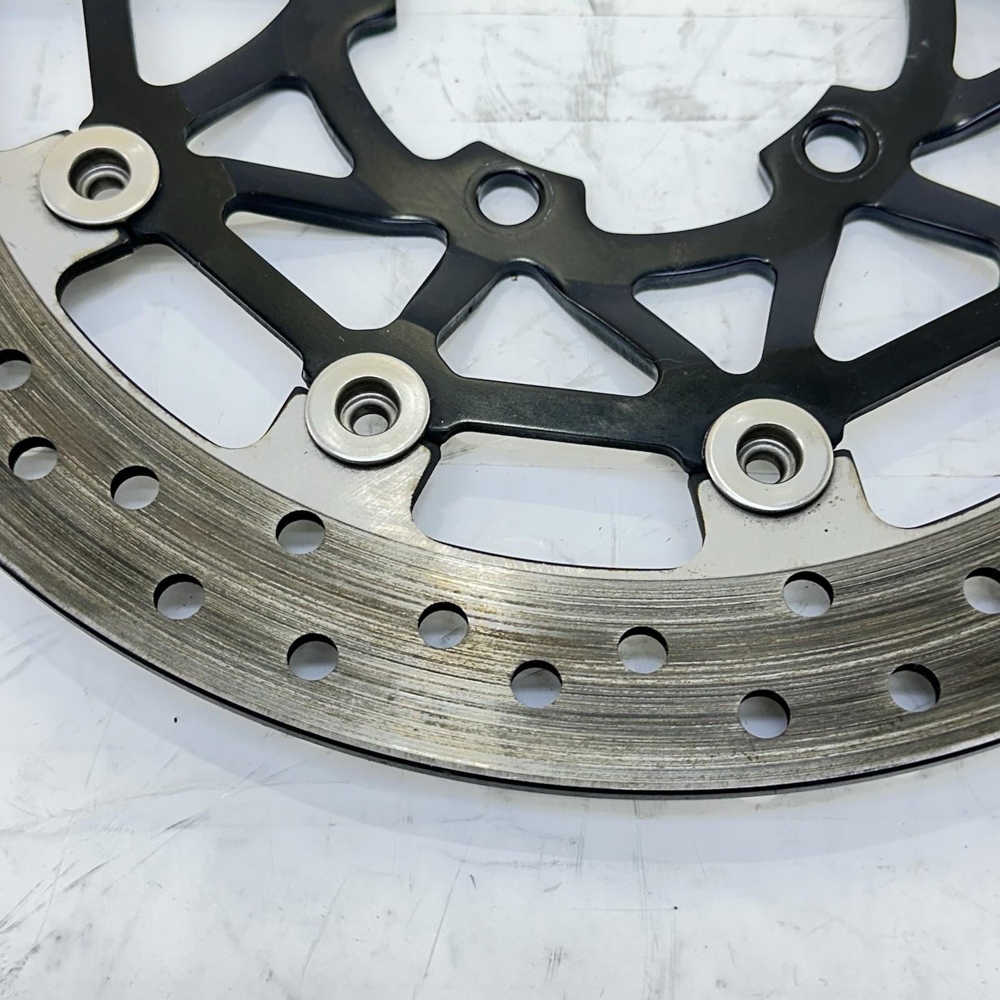 2013 - 2017 TRIUMPH DAYTONA 675 FRONT ROTORS BRAKE DISC LEFT RIGHT SET SUNSTAR