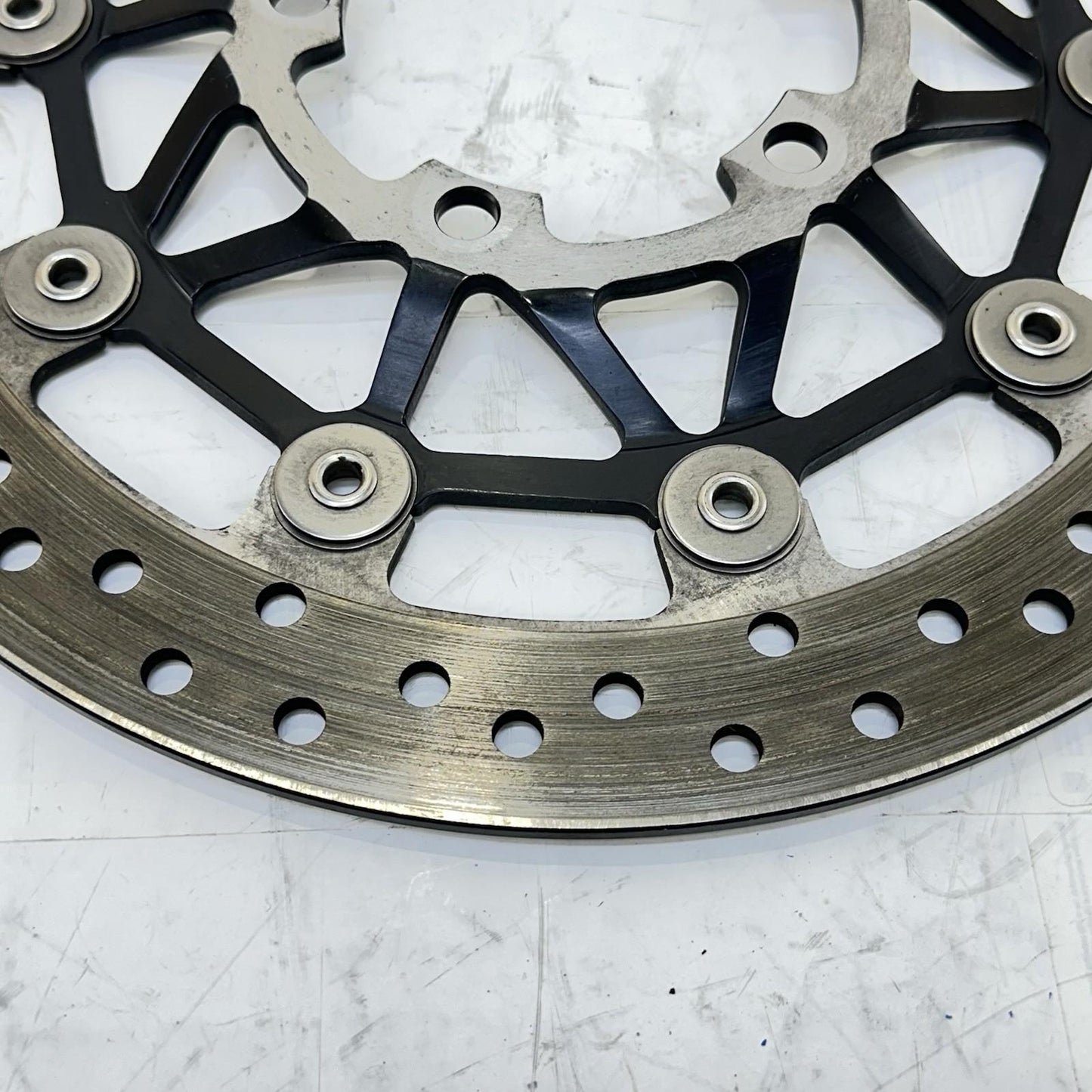 2013 - 2017 TRIUMPH DAYTONA 675 FRONT ROTORS BRAKE DISC LEFT RIGHT SET SUNSTAR
