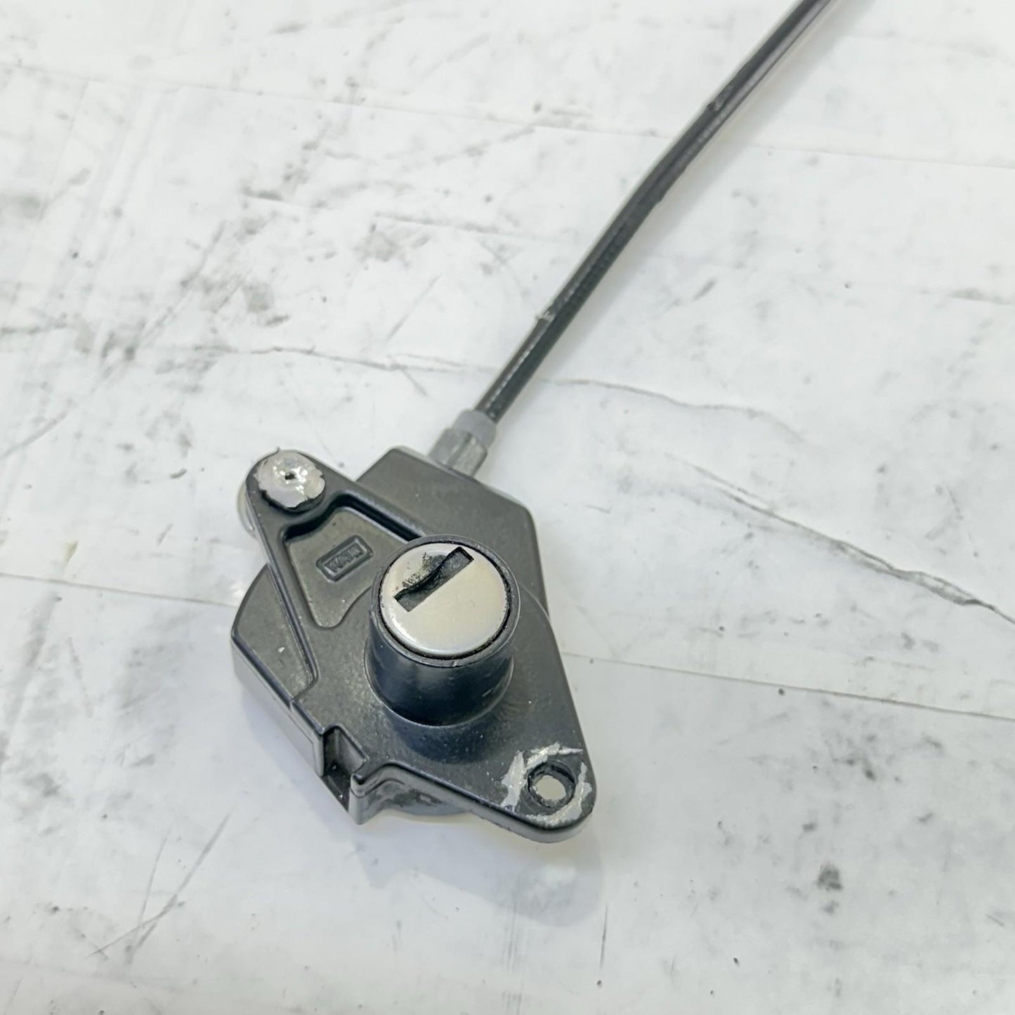 2013 - 2017 TRIUMPH DAYTONA 675 LOCK SET KEYS GAS FUEL CAP SEAT LATCH BOLTS OEM