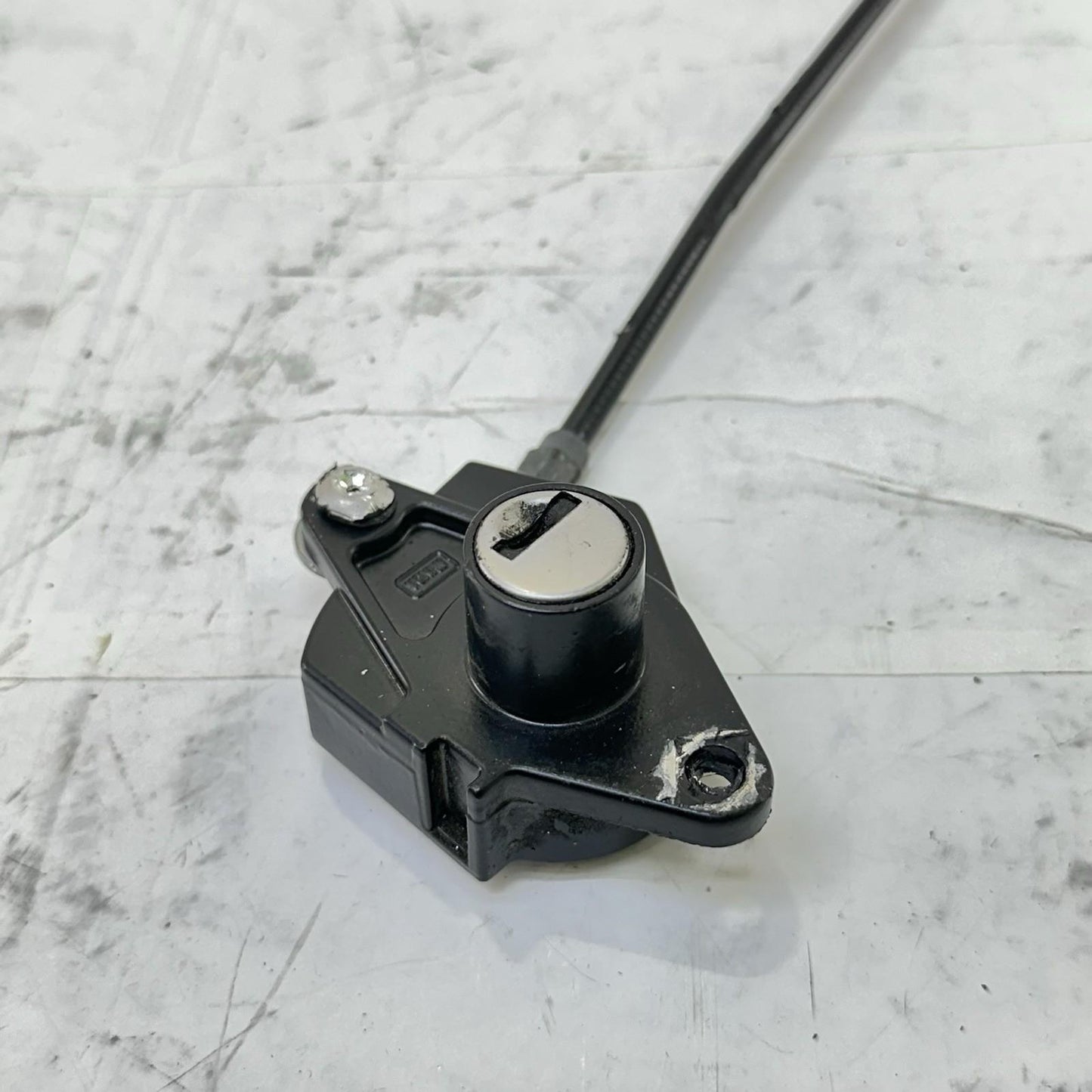 2013 - 2017 TRIUMPH DAYTONA 675 LOCK SET KEYS GAS FUEL CAP SEAT LATCH BOLTS OEM