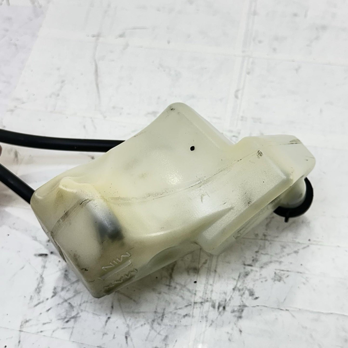 2013 - 2017 TRIUMPH DAYTONA 675 COOLANT TANK OVERFLOW RESERVOIR CANISTER BRACKET