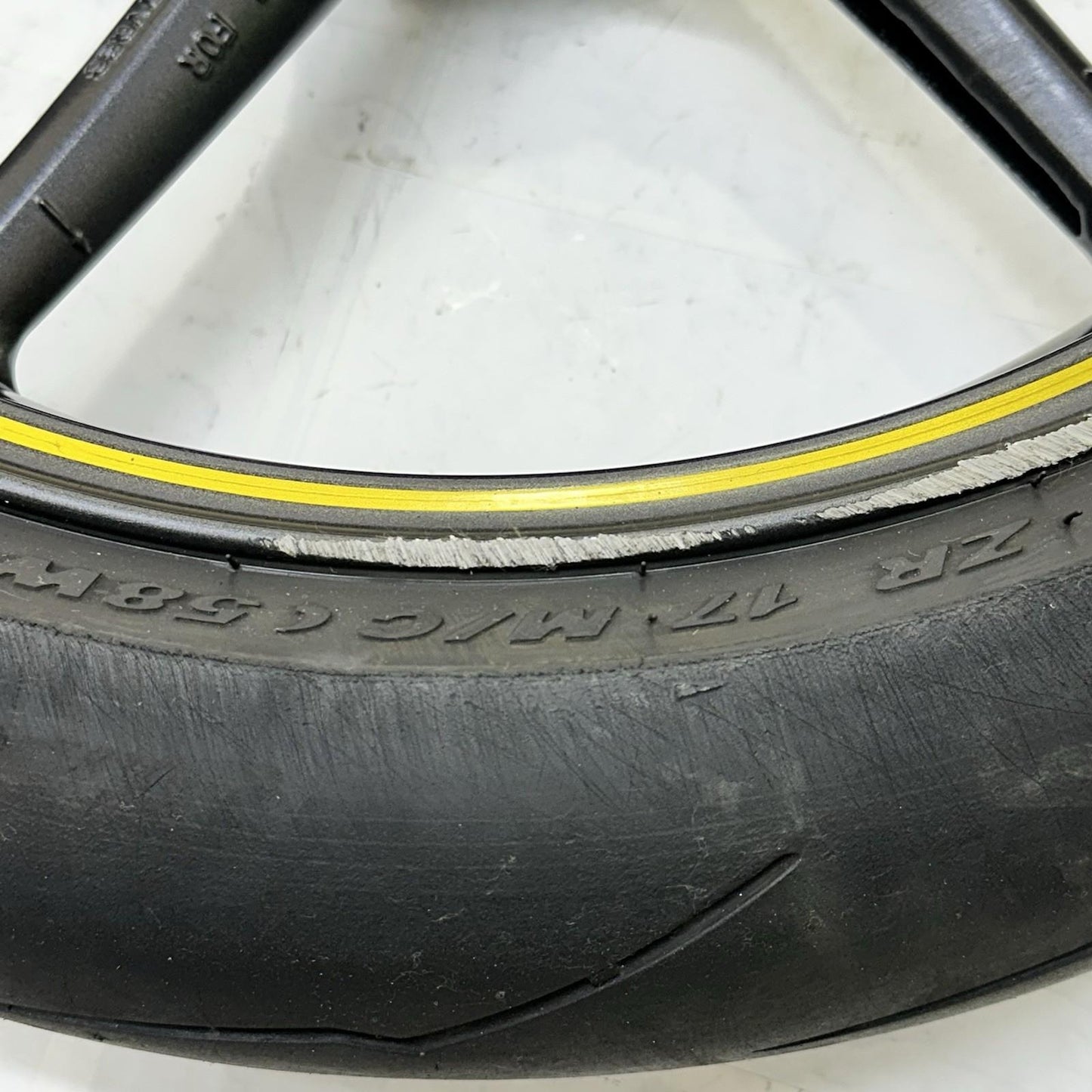 2013 - 2017 TRIUMPH DAYTONA 675 FRONT WHEEL RIM TIRE RUBBER BLACK *RASH/SCRUFF*