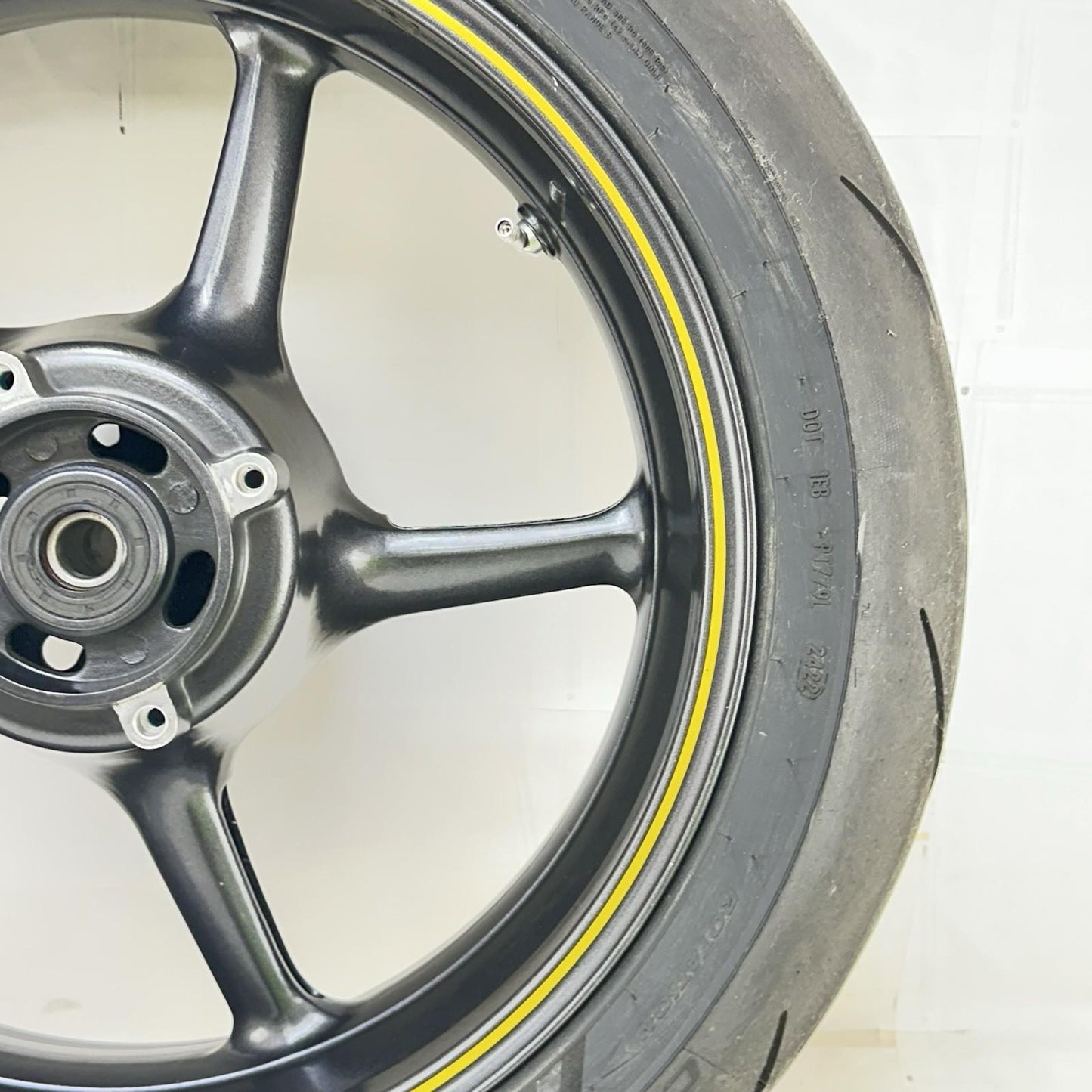 2013 - 2017 TRIUMPH DAYTONA 675 REAR WHEEL RIM BACK TIRE RUBBER BLACK OEM *DENT*