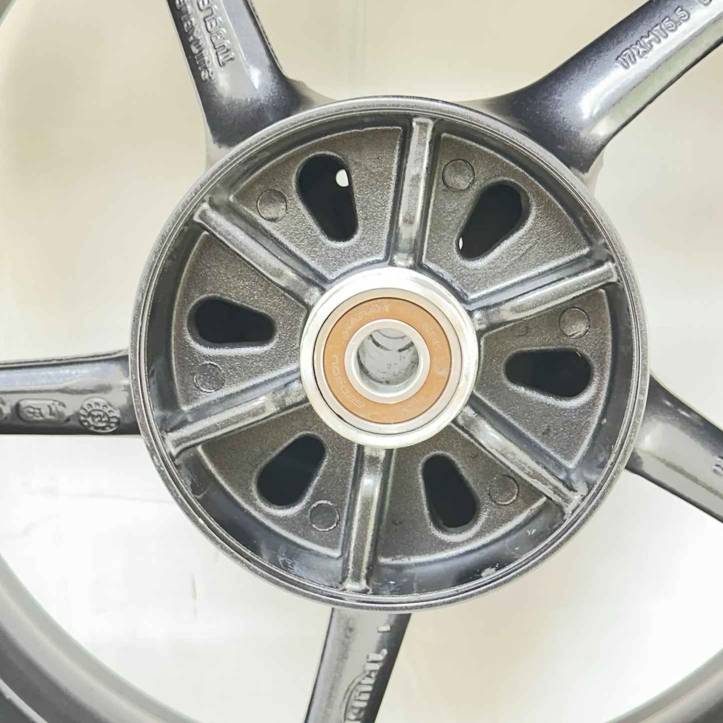 2013 - 2017 TRIUMPH DAYTONA 675 REAR WHEEL RIM BACK TIRE RUBBER BLACK OEM *DENT*