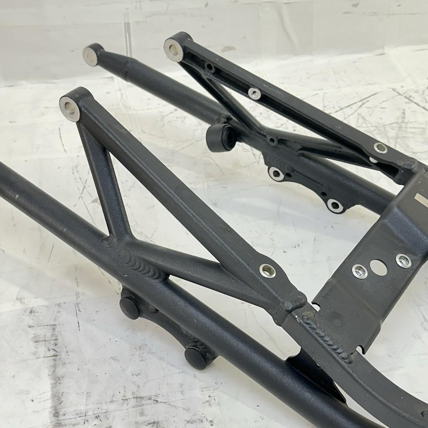 2013 - 2017 TRIUMPH DAYTONA 675 SUBFRAME REAR UNDERTAIL SUB FRAME STOCK OEM