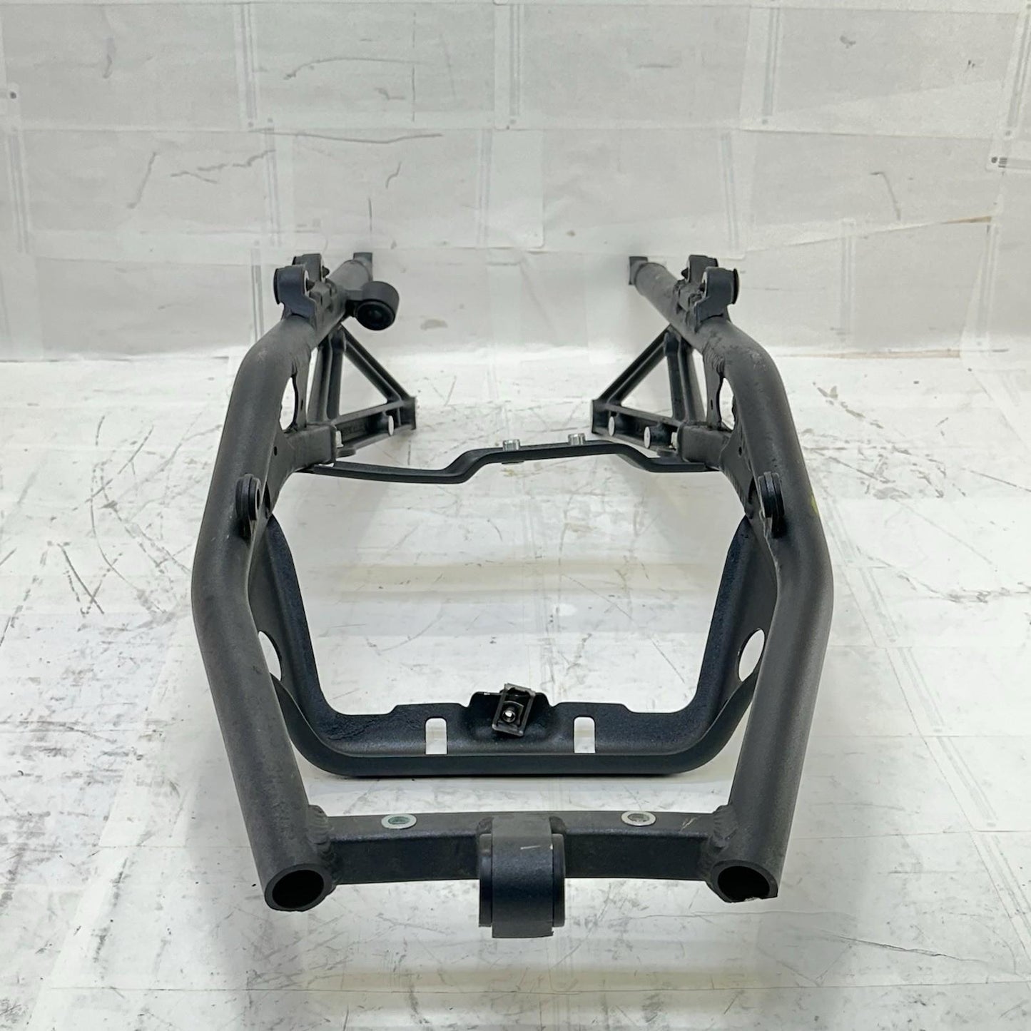 2013 - 2017 TRIUMPH DAYTONA 675 SUBFRAME REAR UNDERTAIL SUB FRAME STOCK OEM