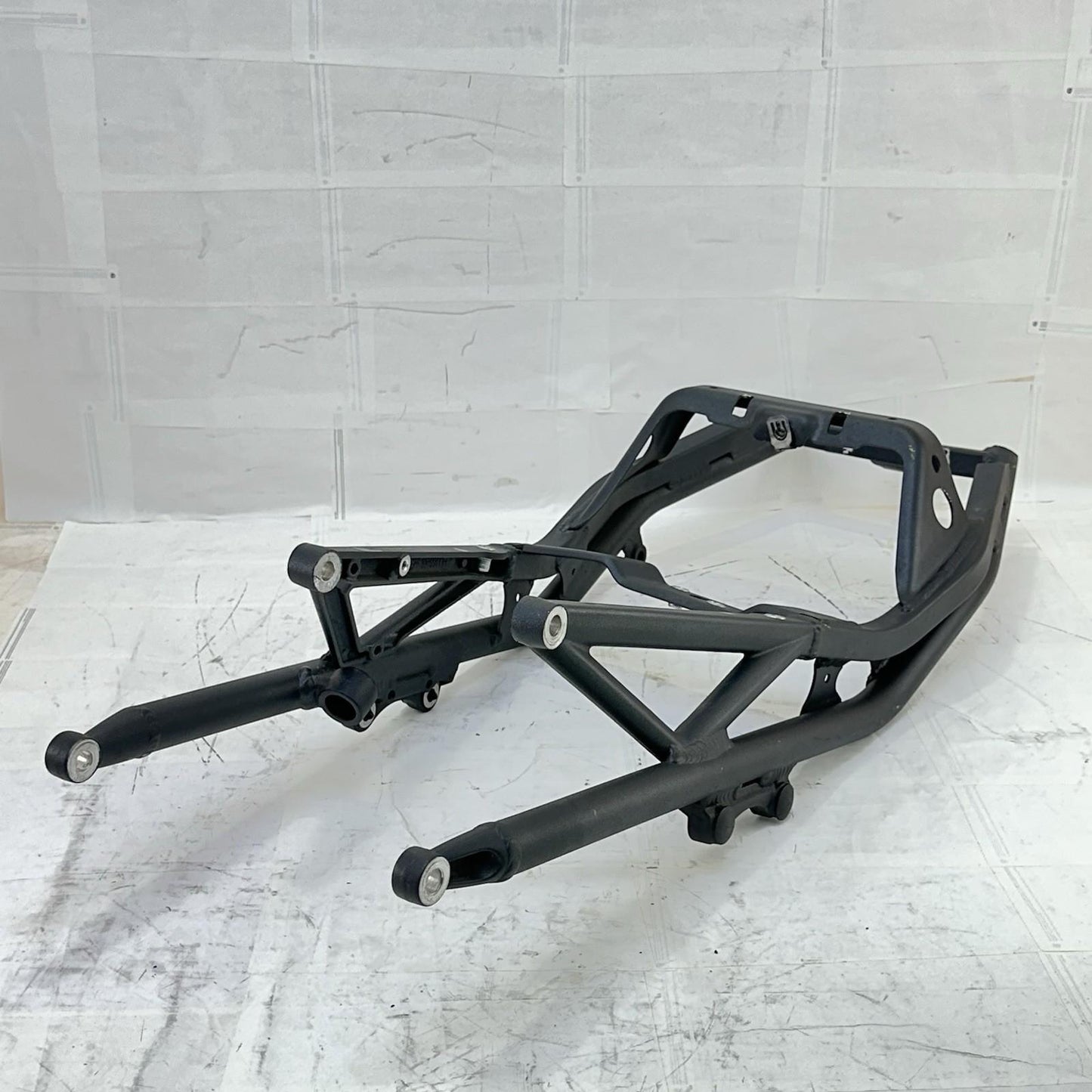 2013 - 2017 TRIUMPH DAYTONA 675 SUBFRAME REAR UNDERTAIL SUB FRAME STOCK OEM