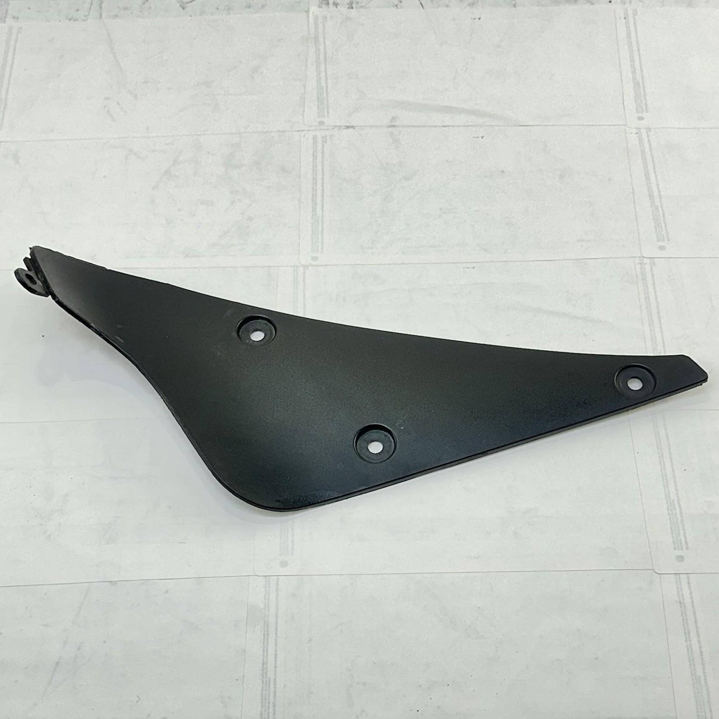2013 - 2017 TRIUMPH DAYTONA 675 INNER FAIRING PLASTIC TRIM COWL PANEL BLACK OEM