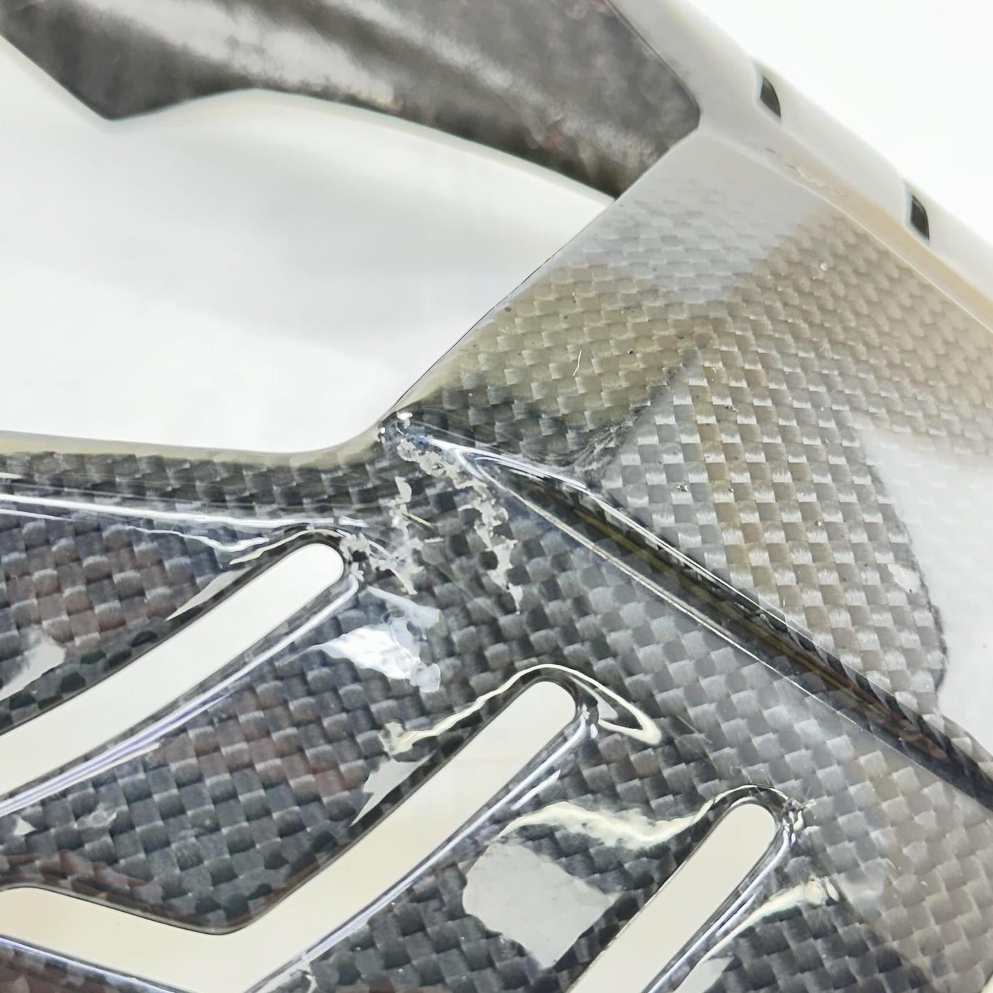 2013 - 2017 TRIUMPH DAYTONA 675 EXHAUST HEAT SHIELD COVER BLACK CARBON FIBER